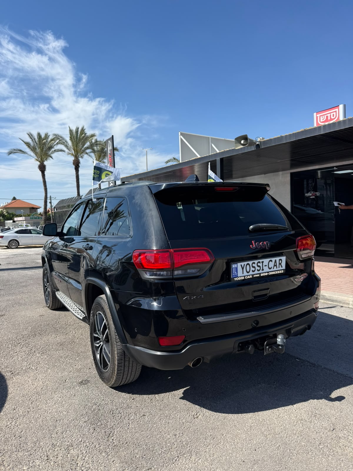 תמונות רכב קרייזלר GRAND CHEROKEE