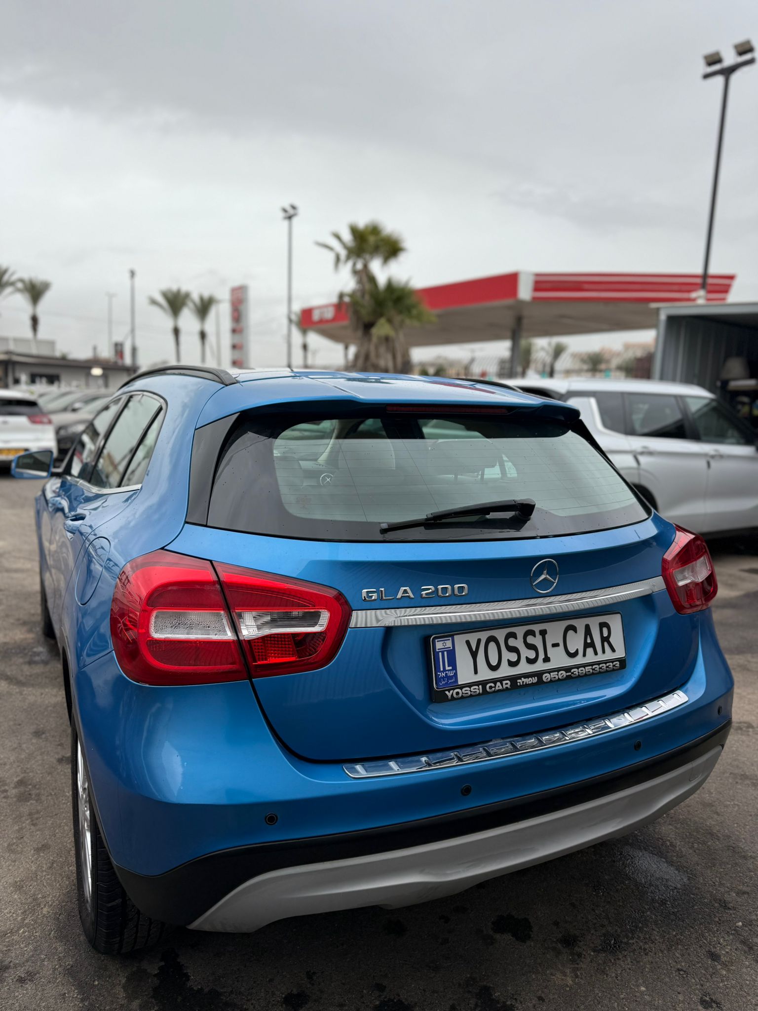 תמונות רכב מרצדס GLA200