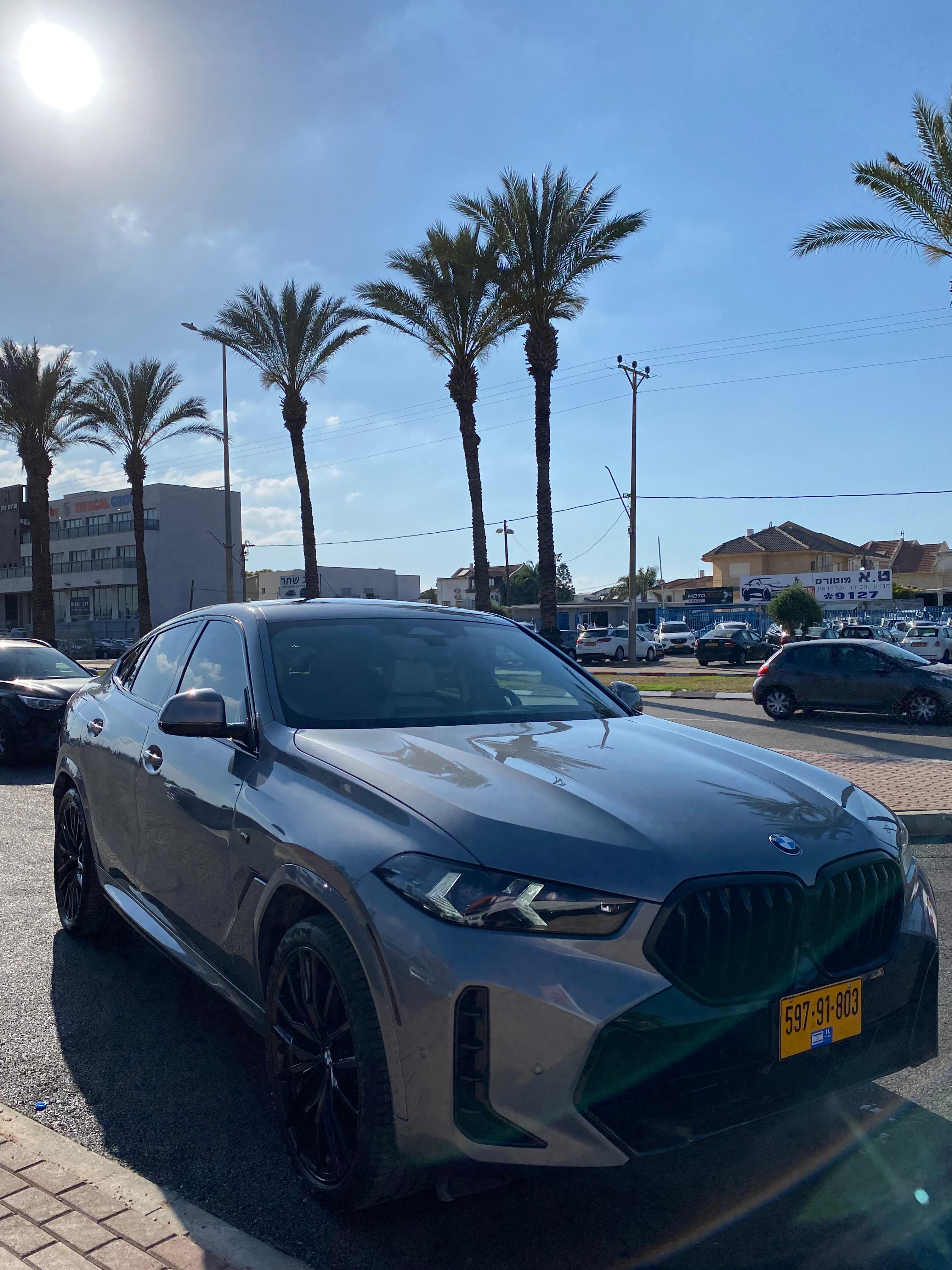 תמונות רכב ב מ וו X6 XDRIVE40I