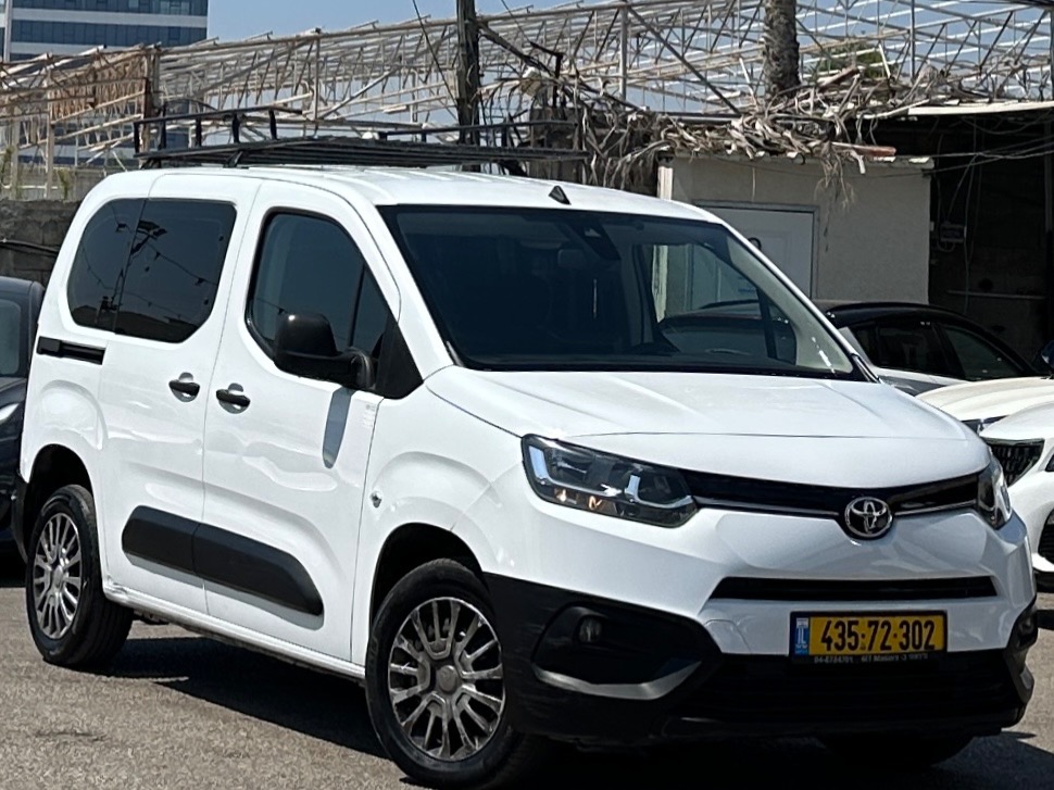 תמונות רכב טויוטה CITY