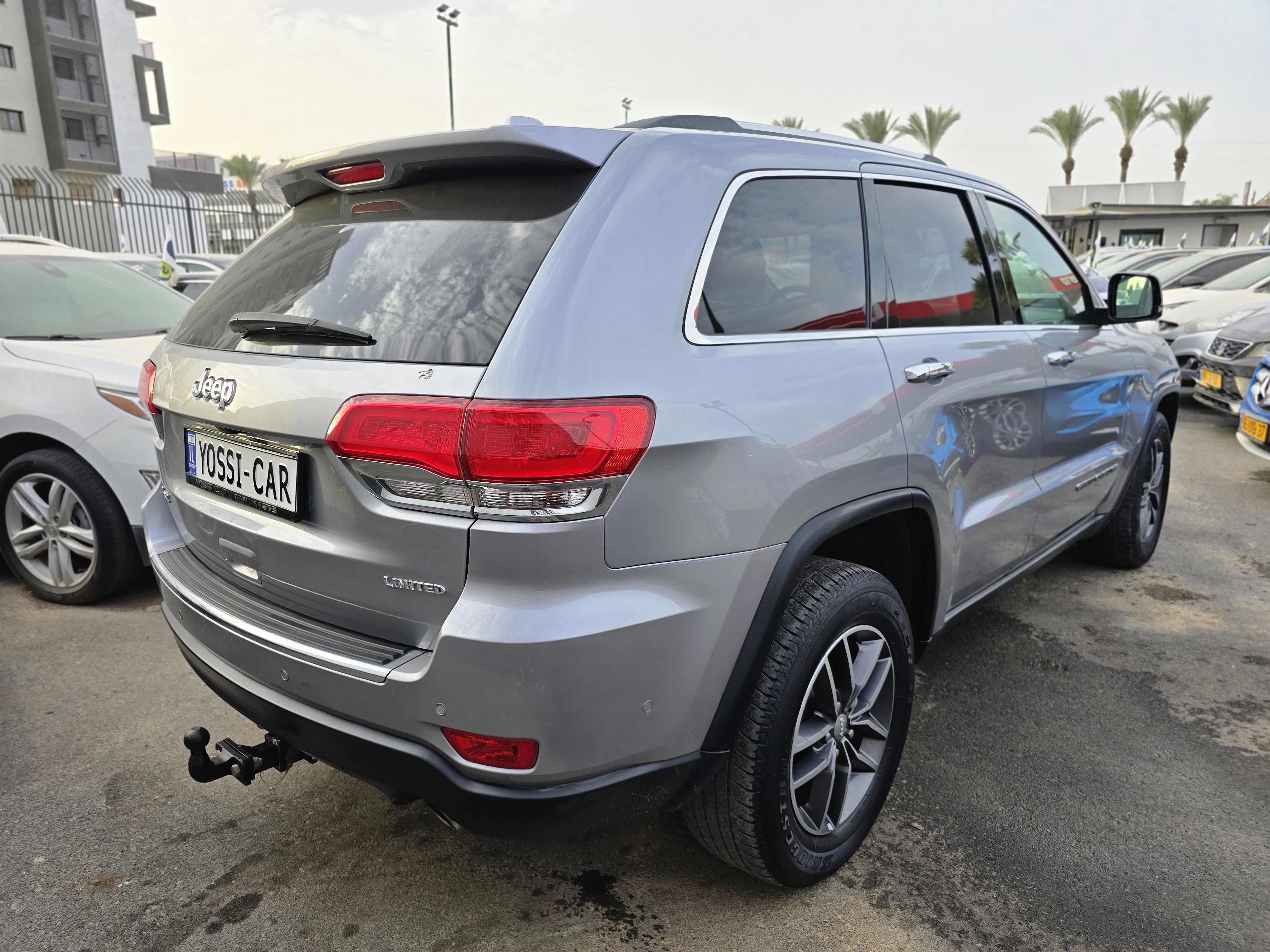 תמונות רכב קרייזלר GRAND CHEROKEE