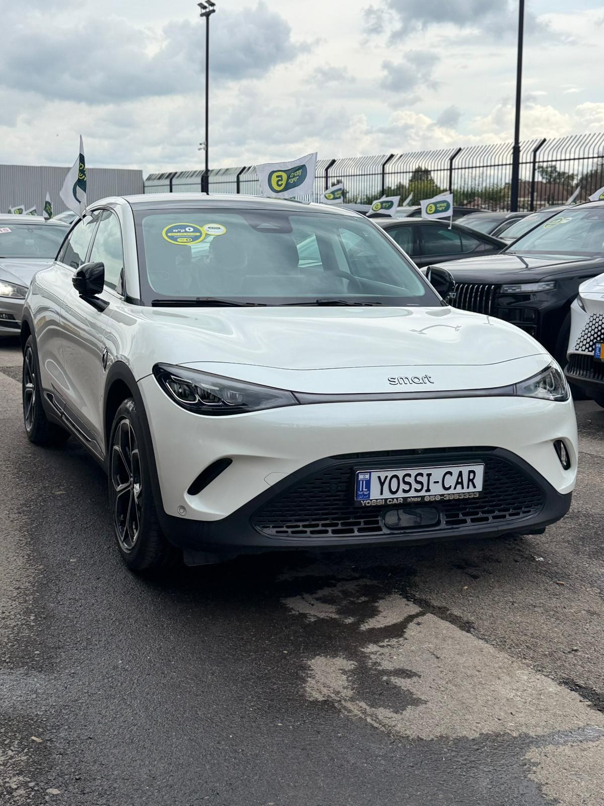 תמונות רכב סמארט HASHTAG THREE