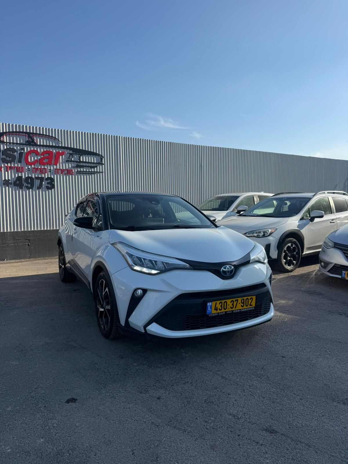 תמונות רכב טויוטה C-HR HYBRID