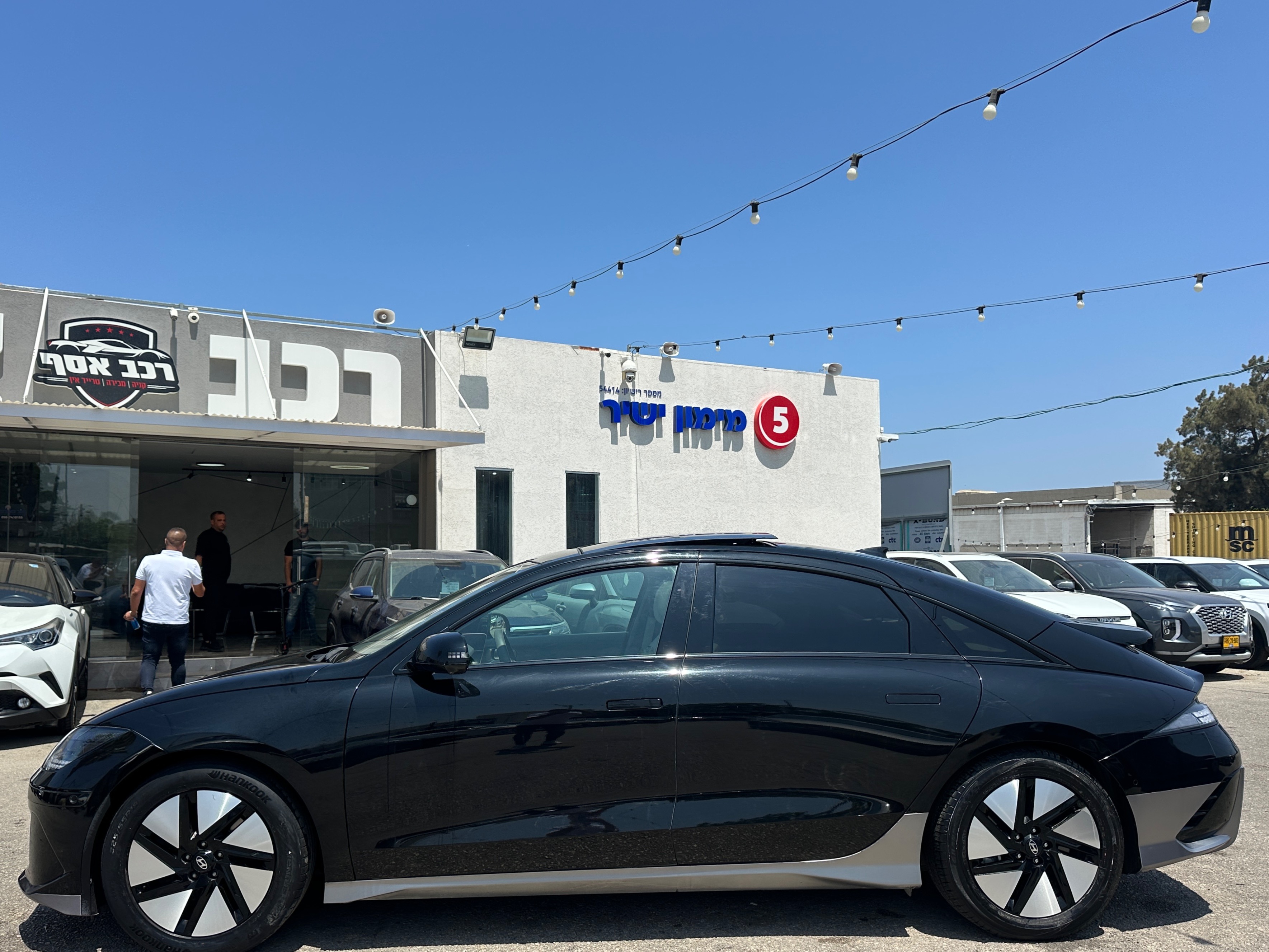 תמונות רכב יונדאי איוניק