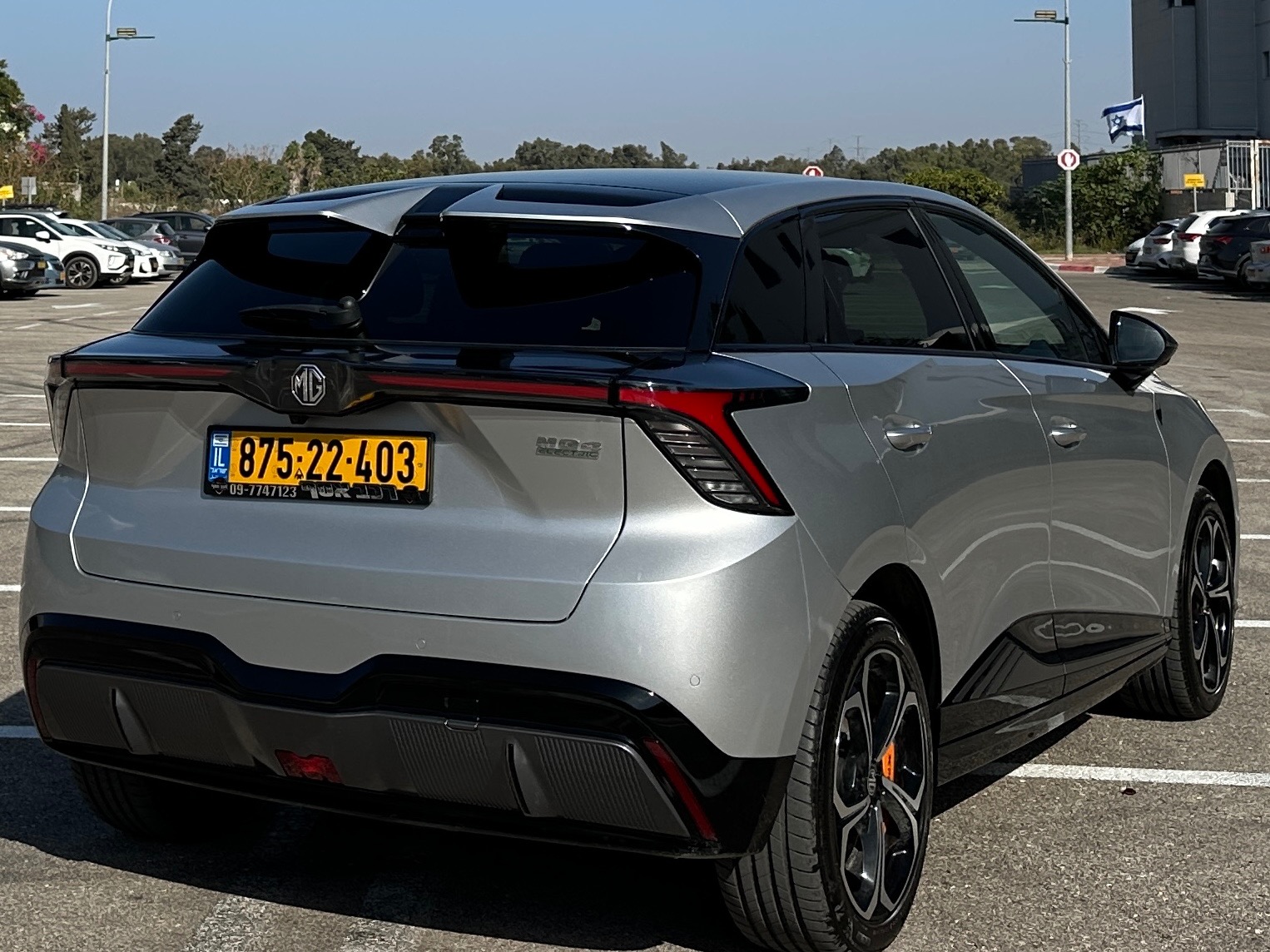 תמונות רכב MG MG4