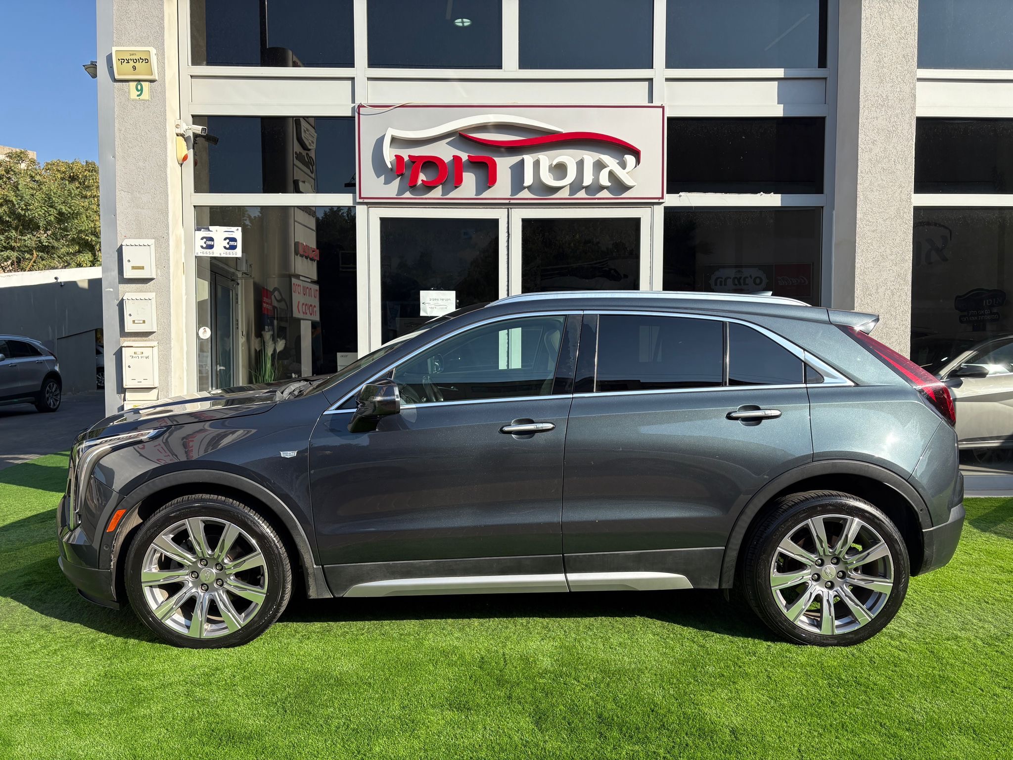 תמונות רכב קאדילאק XT4