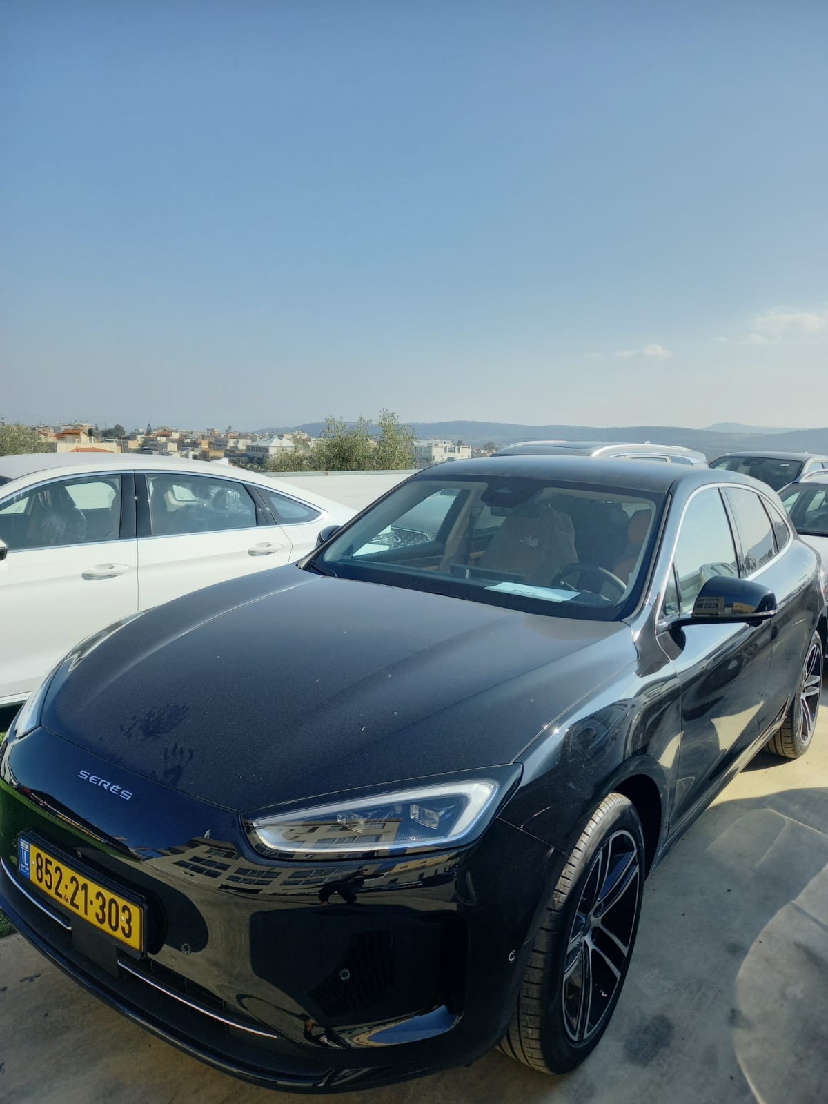 תמונות רכב SERES M5