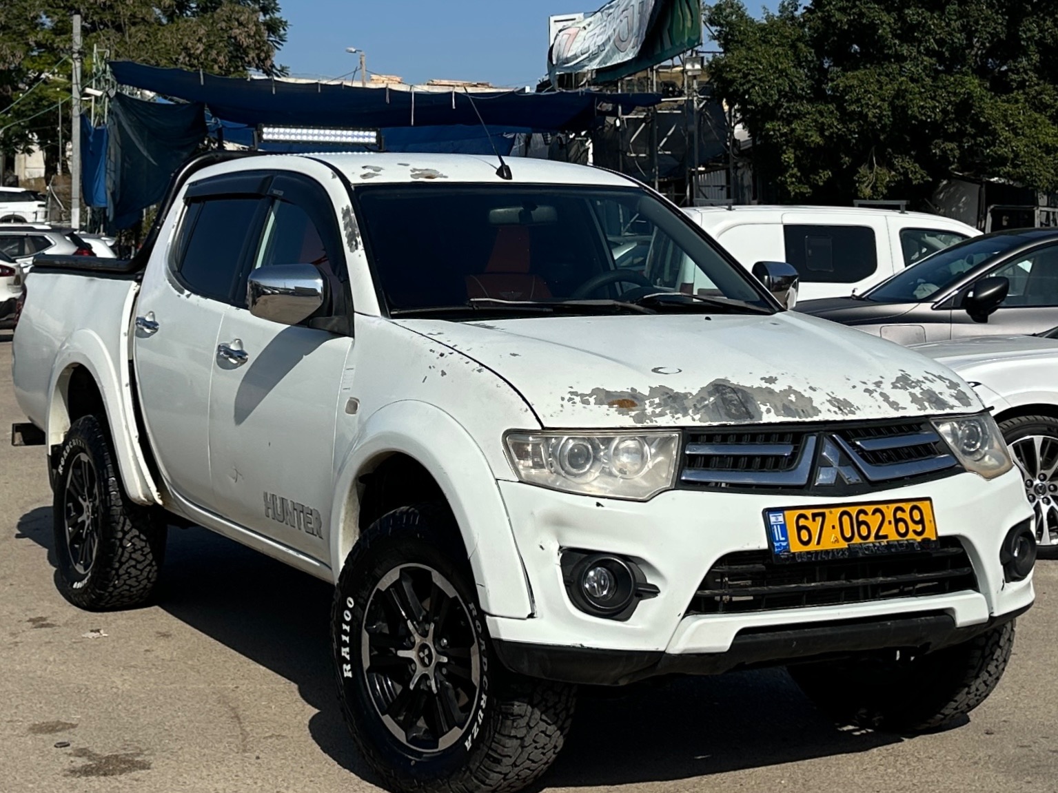 תמונות רכב מיצובישי L-200