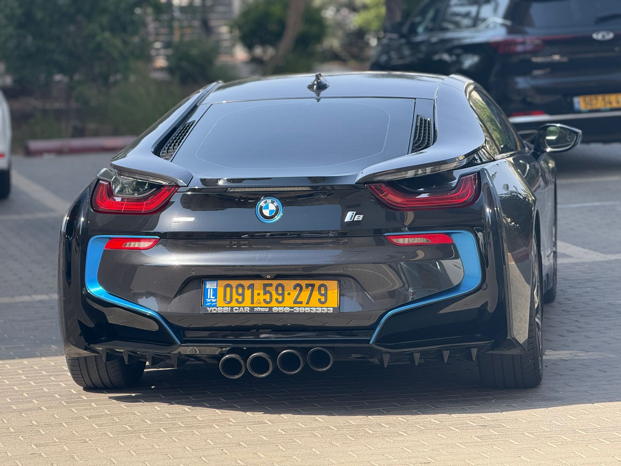 תמונות רכב ב מ וו I8 COUPE
