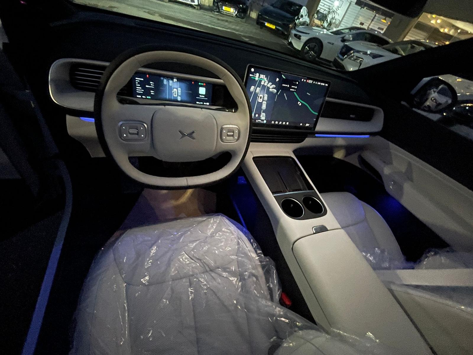 תמונות רכב אקספנג G6