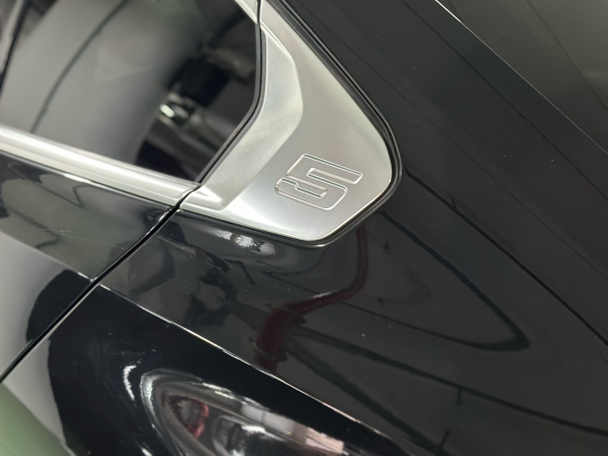 תמונות רכב ב מ וו סדרה 5