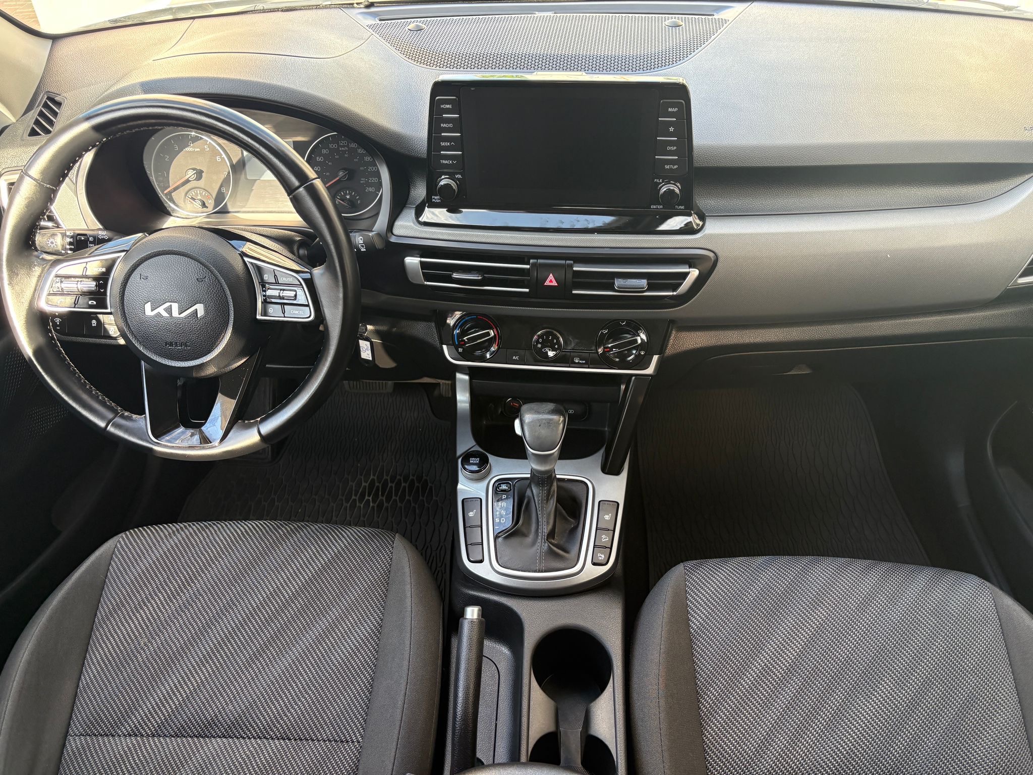 תמונות רכב קיה סלטוס