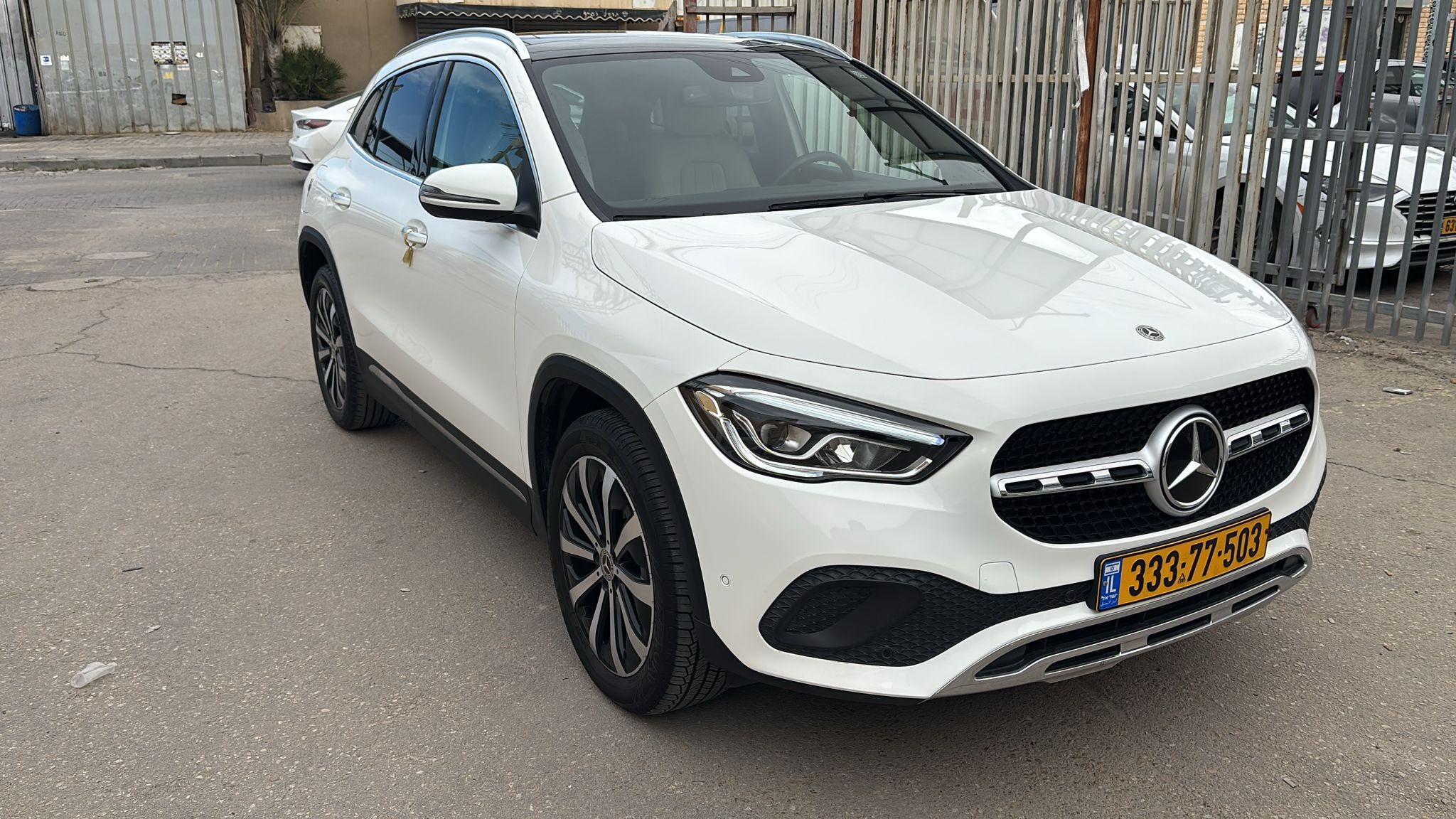 תמונות רכב מרצדס GLA קלאס