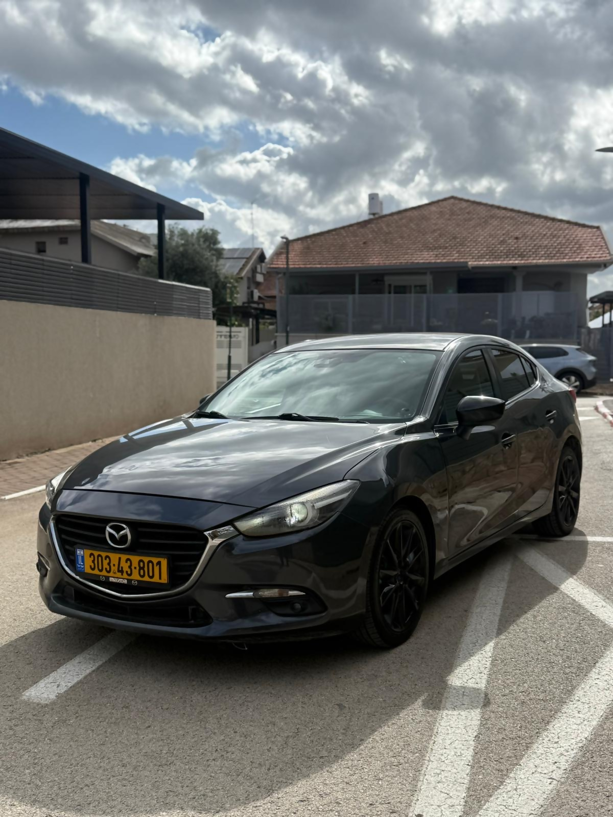 מזדה, MAZDA 3