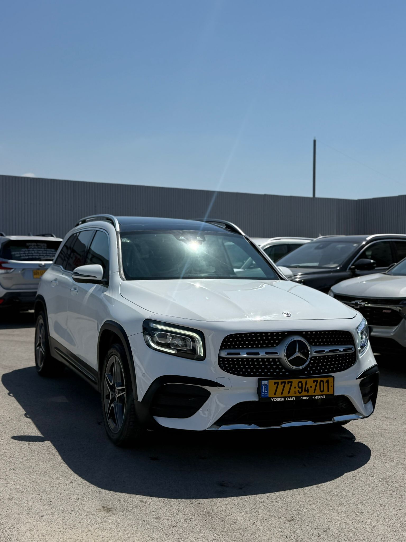 תמונות רכב מרצדס GLB250 4MATIC