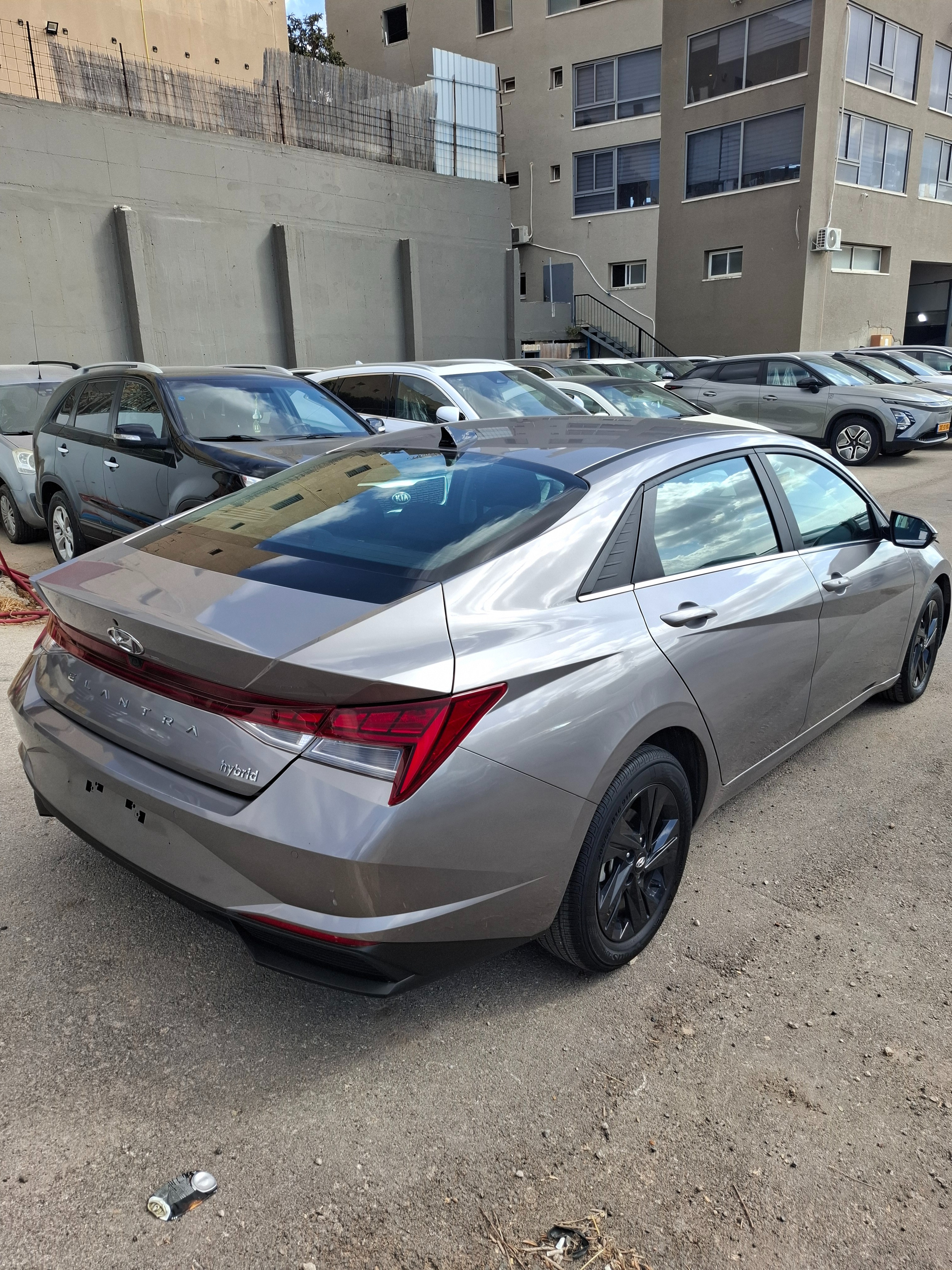 תמונות רכב יונדאי אלנטרה