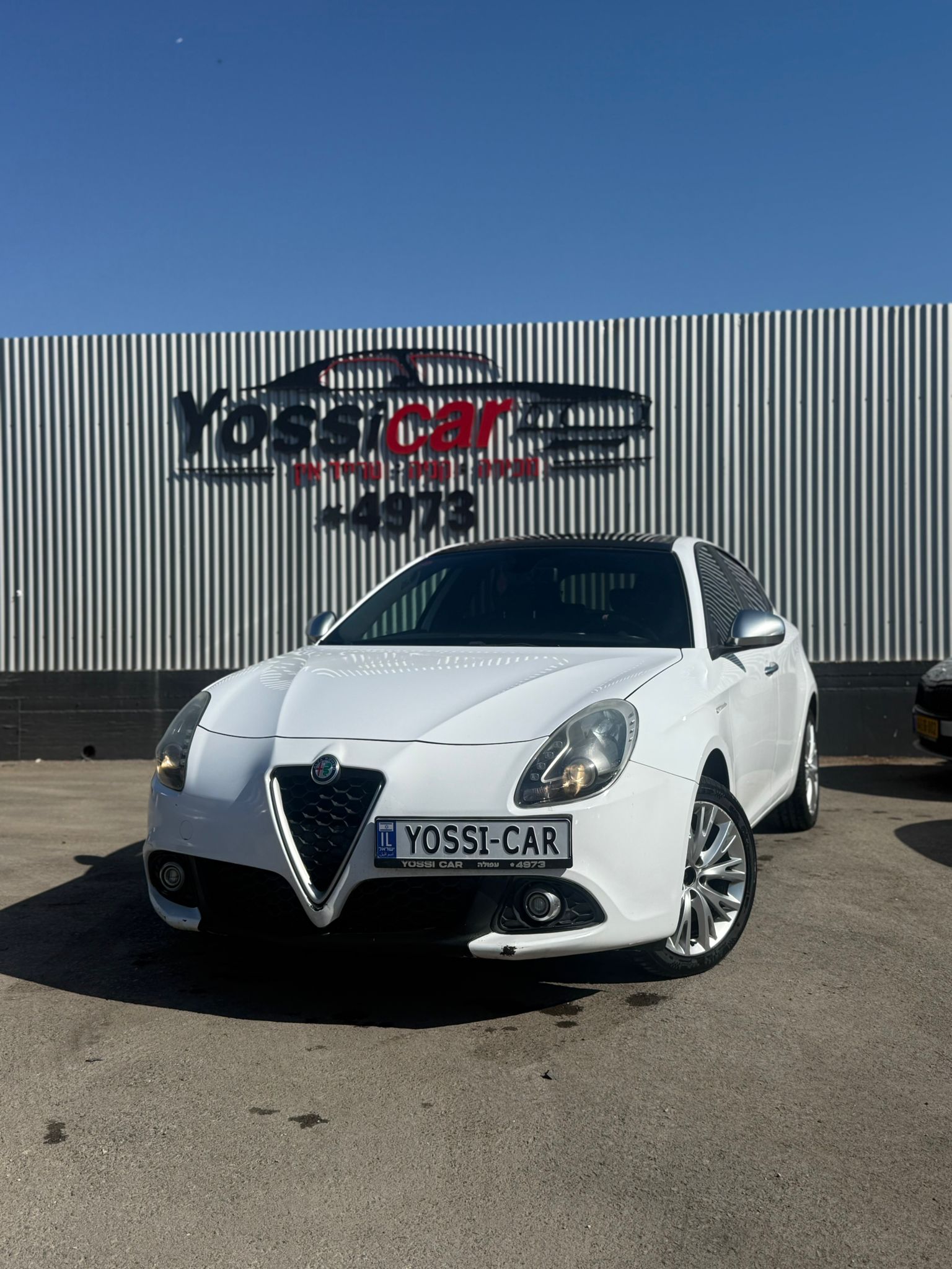תמונות רכב אלפא רומיאו ALFA GIULIETTA