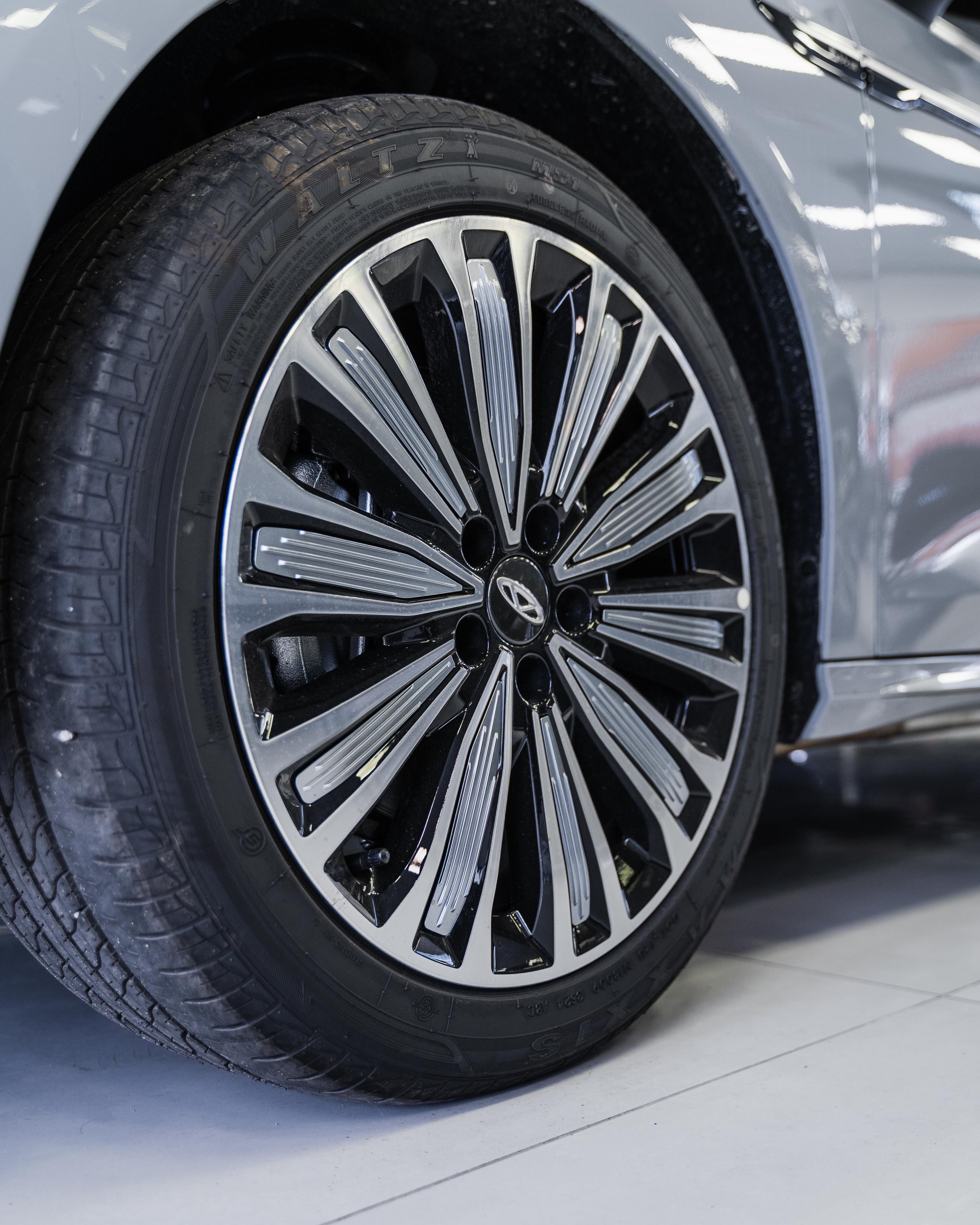 תמונות רכב צ'רי ARRIZO 8 PHEV