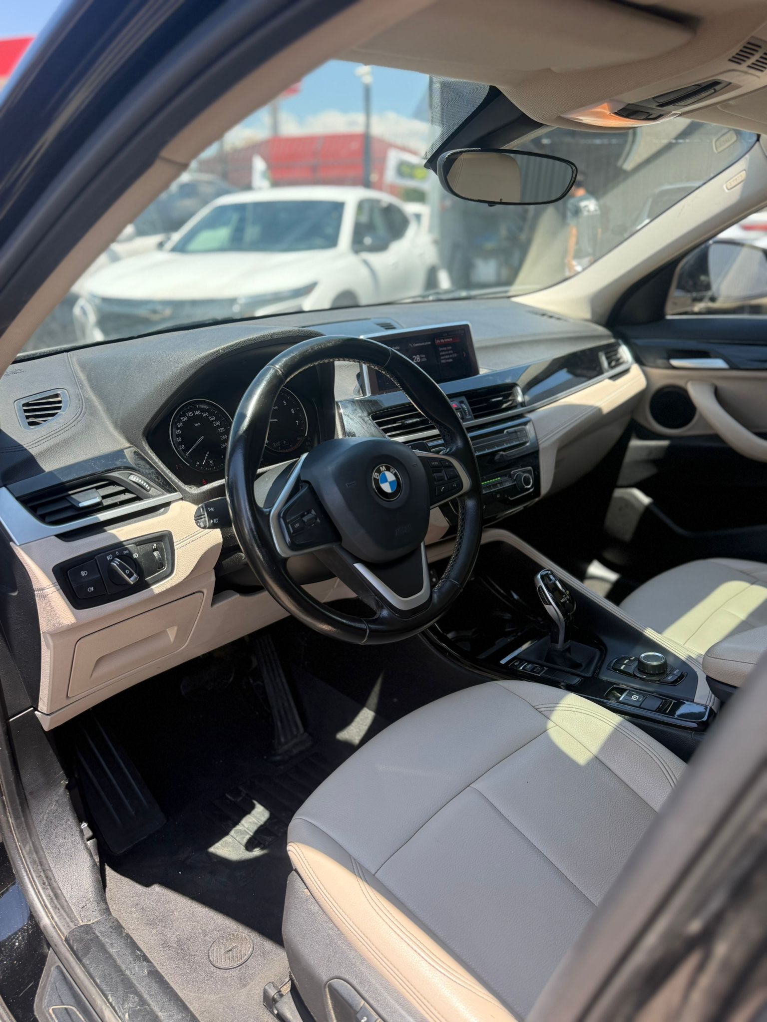 תמונות רכב ב מ וו X2 SDRIVE 18I