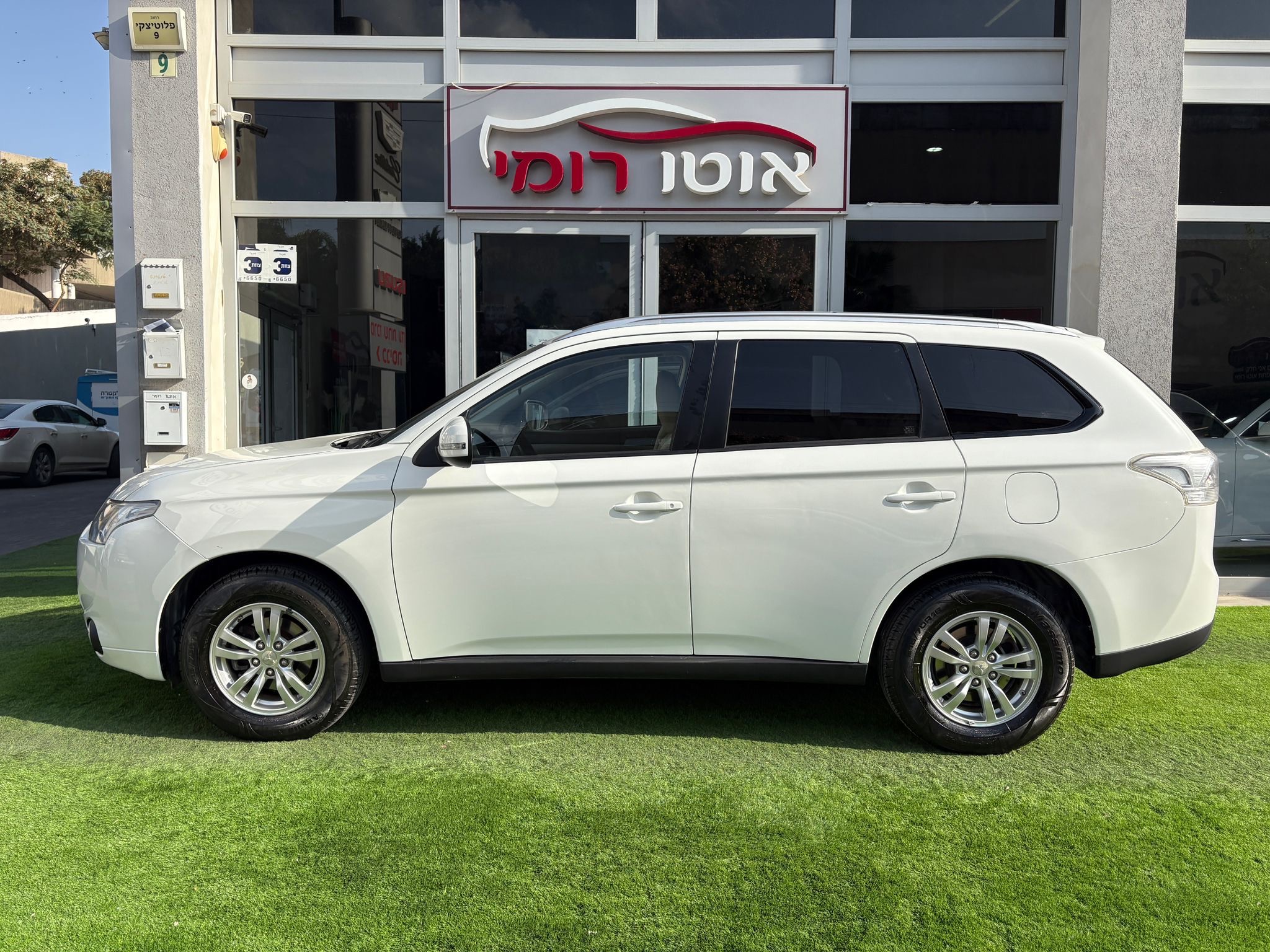 מיצובישי, אאוטלנדר