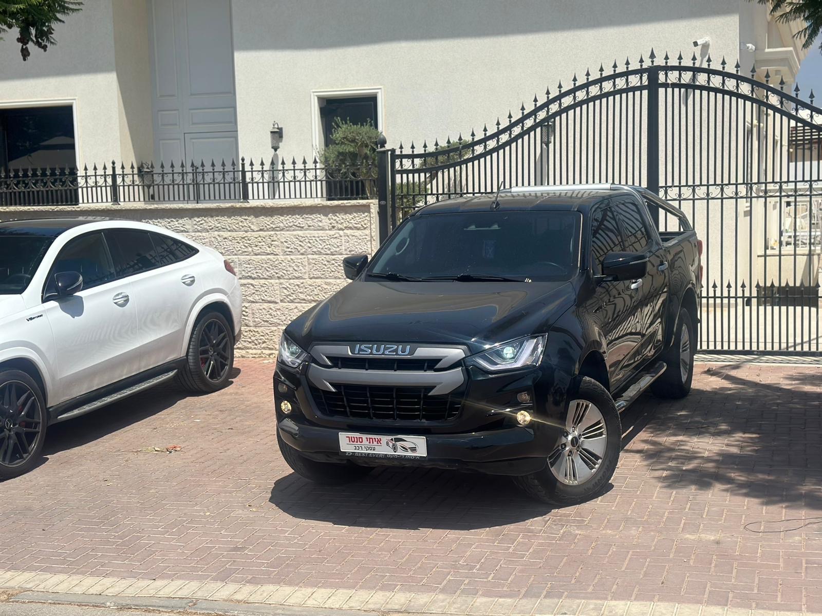 תמונות רכב איסוזו D-Max