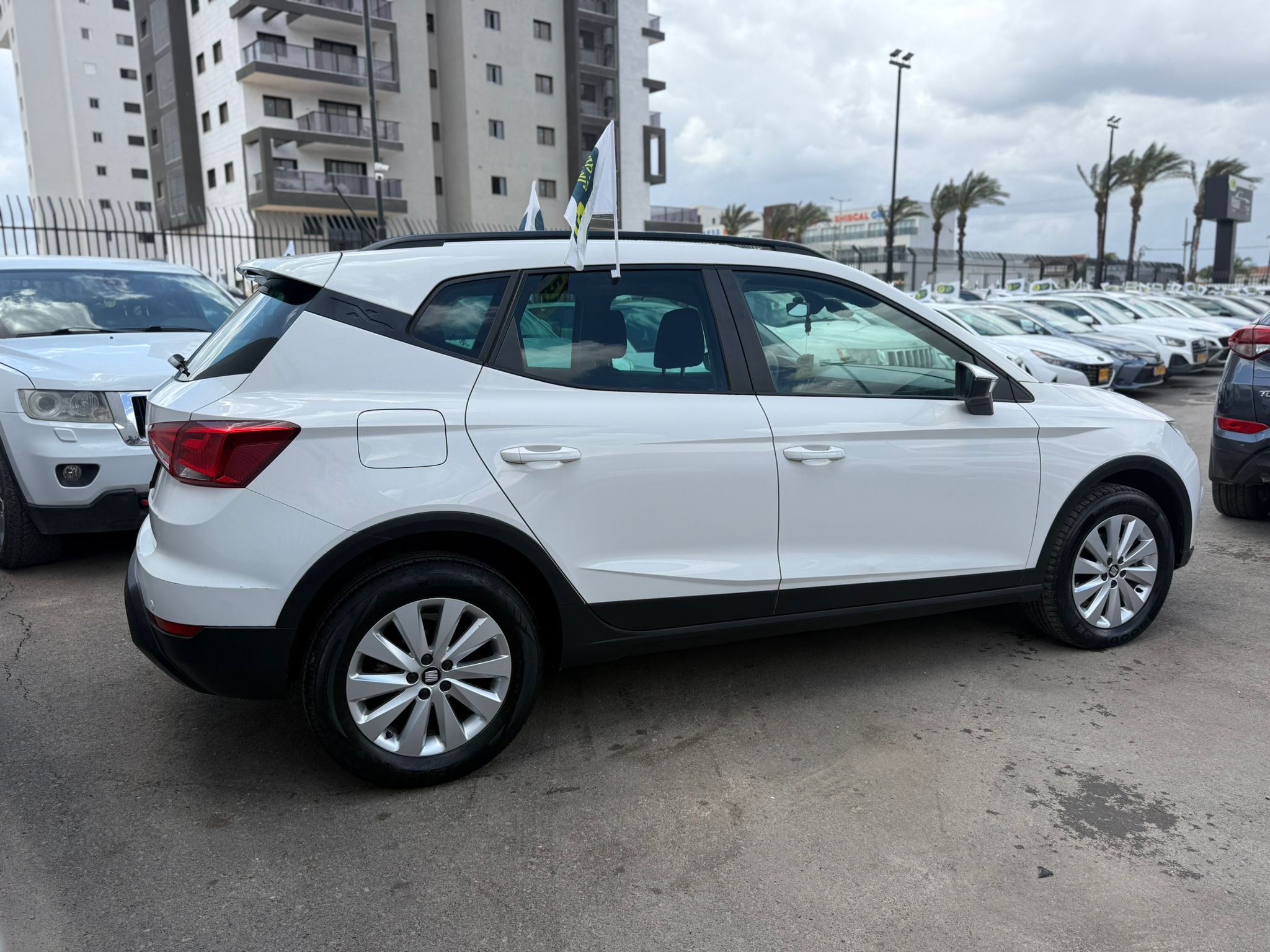 תמונות רכב סיאט ARONA