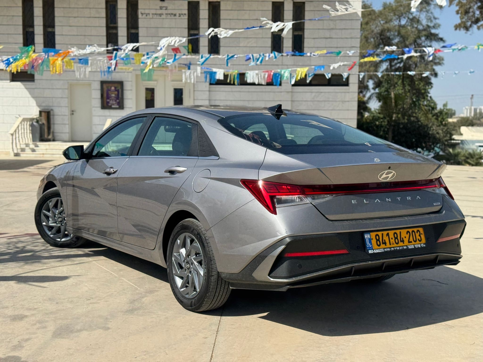 תמונות רכב יונדאי אלנטרה