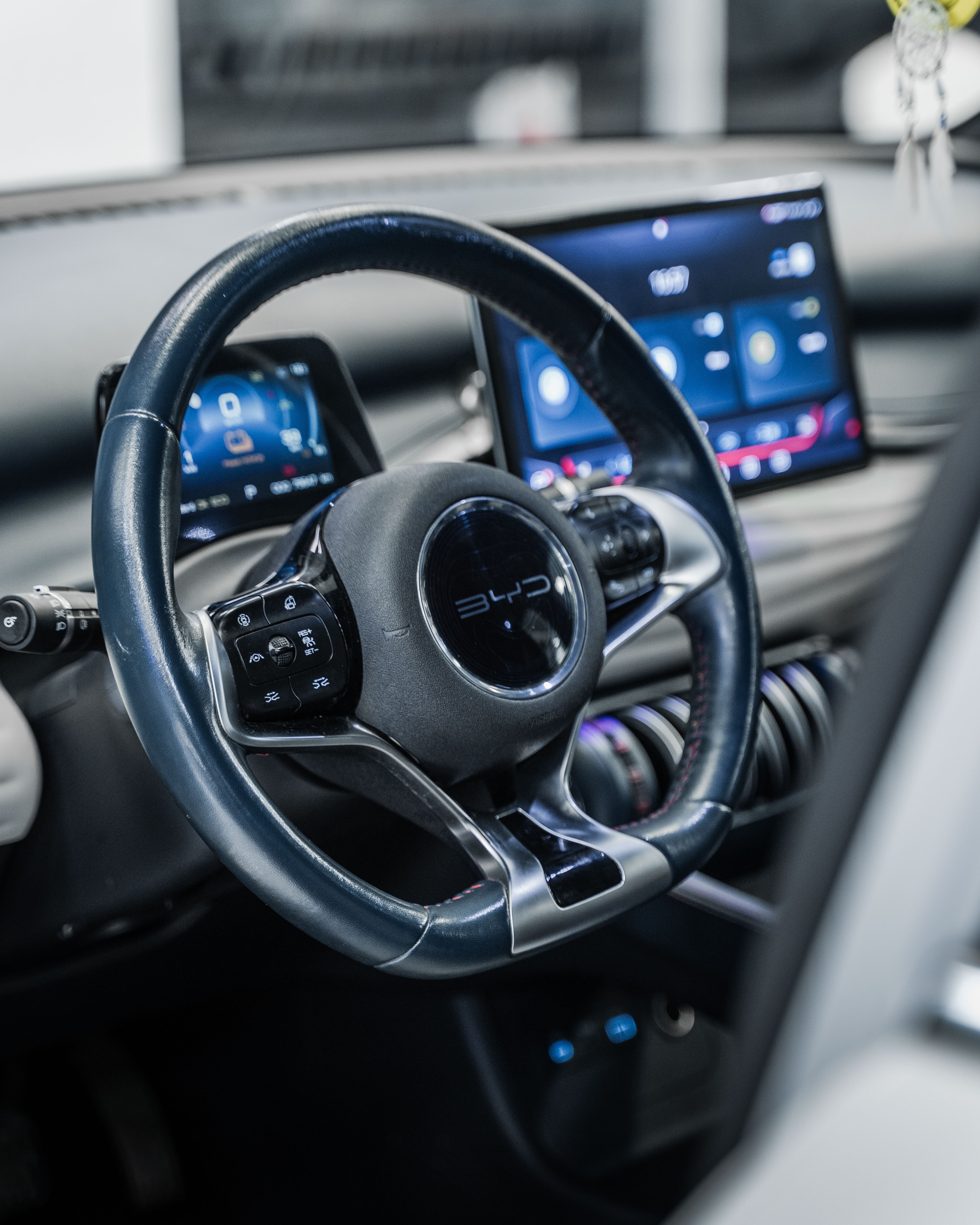 תמונות רכב בי ווי די ATTO 3