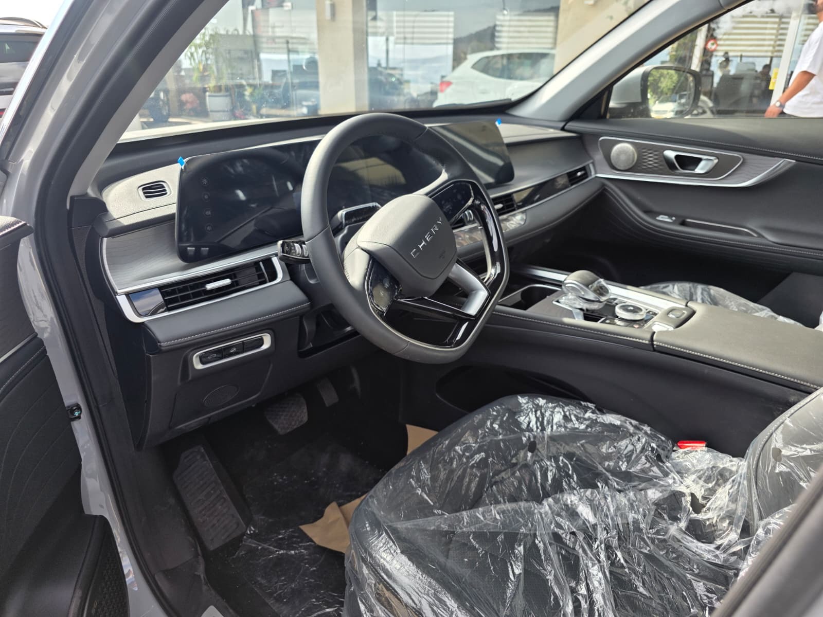 תמונות רכב צ'רי TIGGO 8 PRO