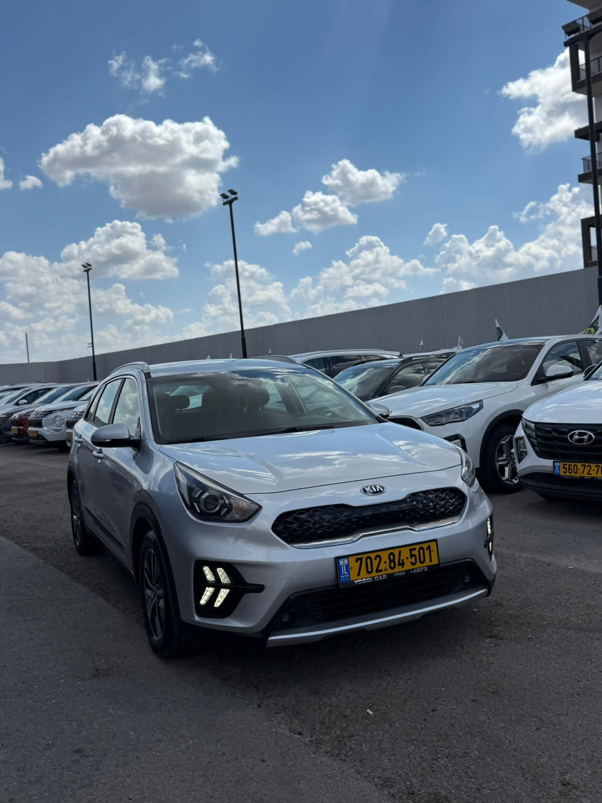 תמונות רכב קיה NIRO