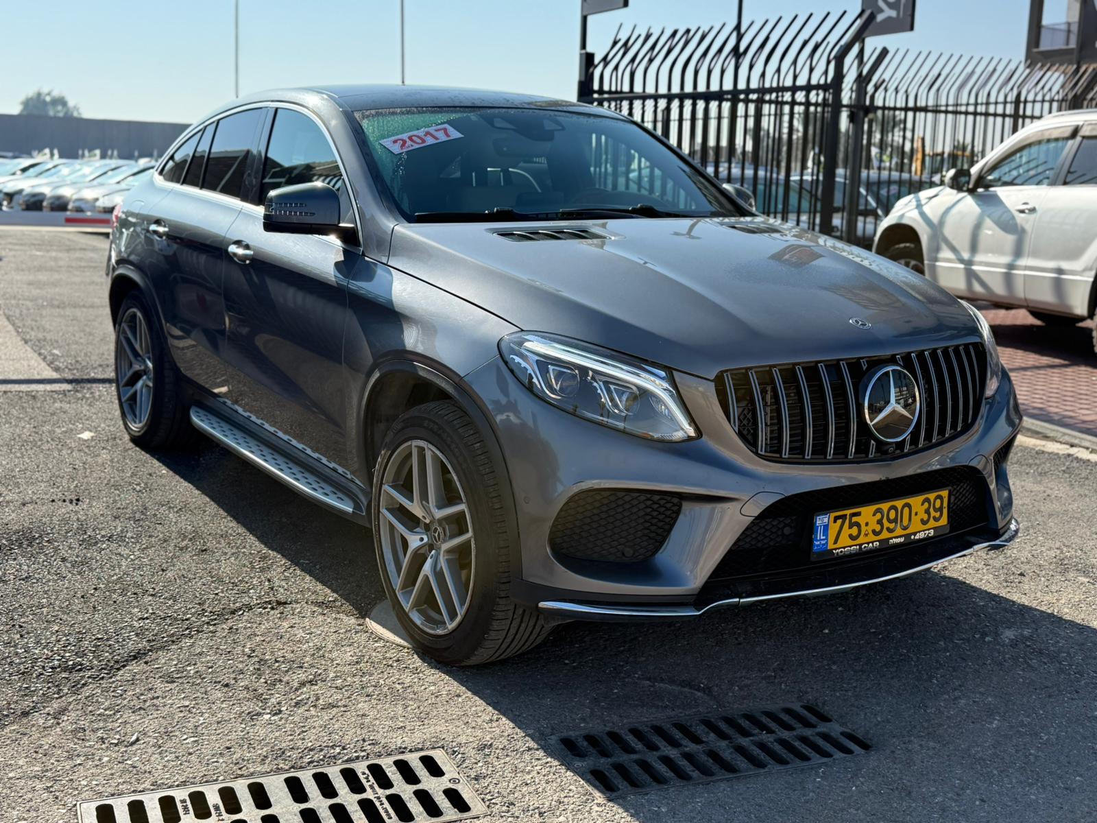 תמונות רכב מרצדס GLE350D 4MATIC