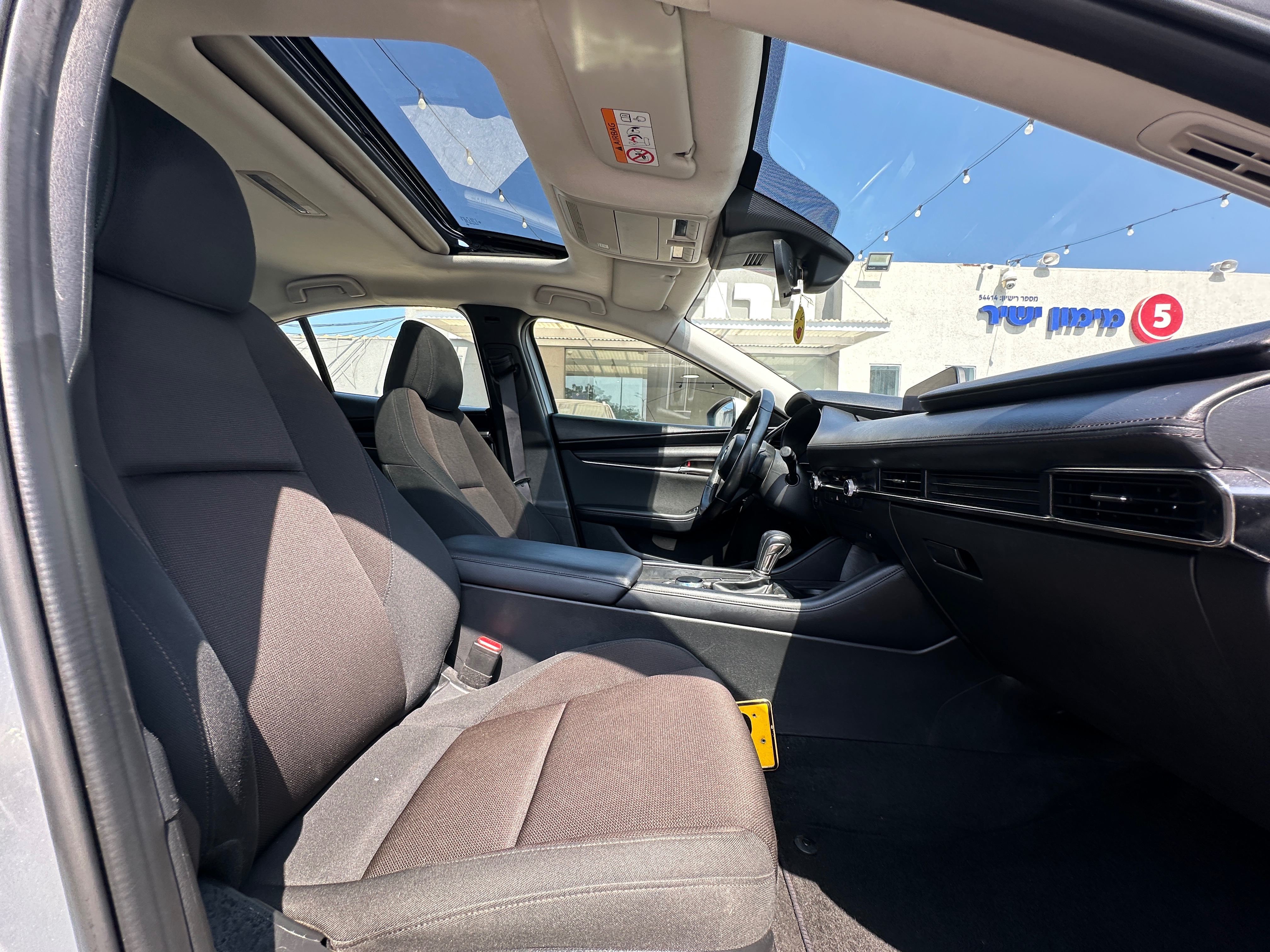 תמונות רכב מזדה 3