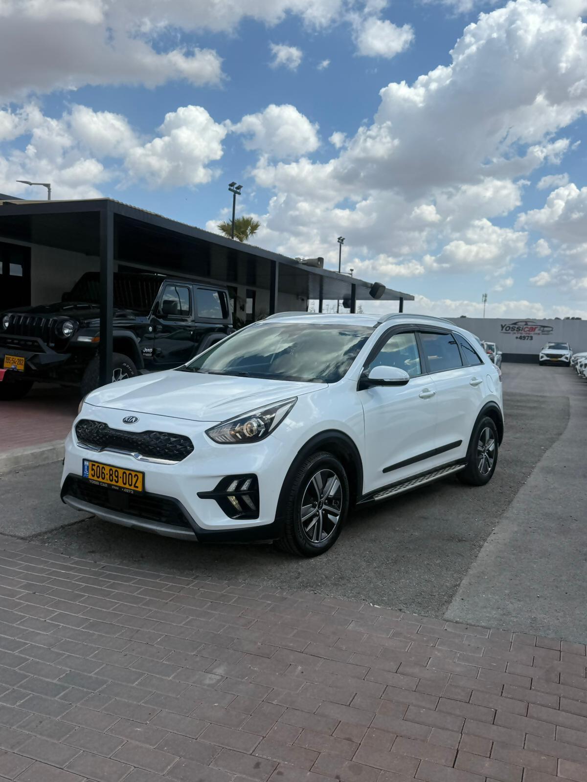 קיה, NIRO