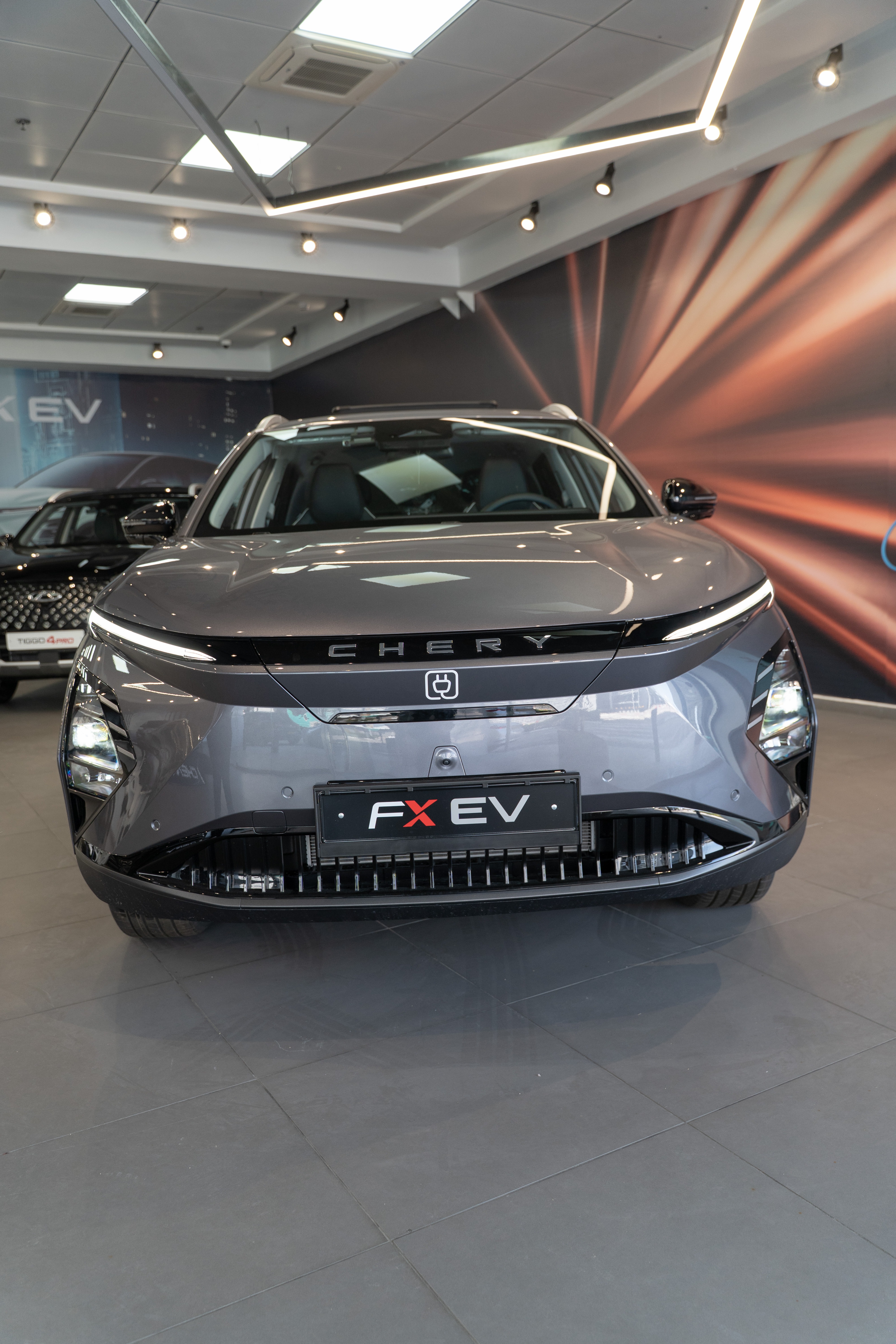 תמונות רכב צ'רי FX EV