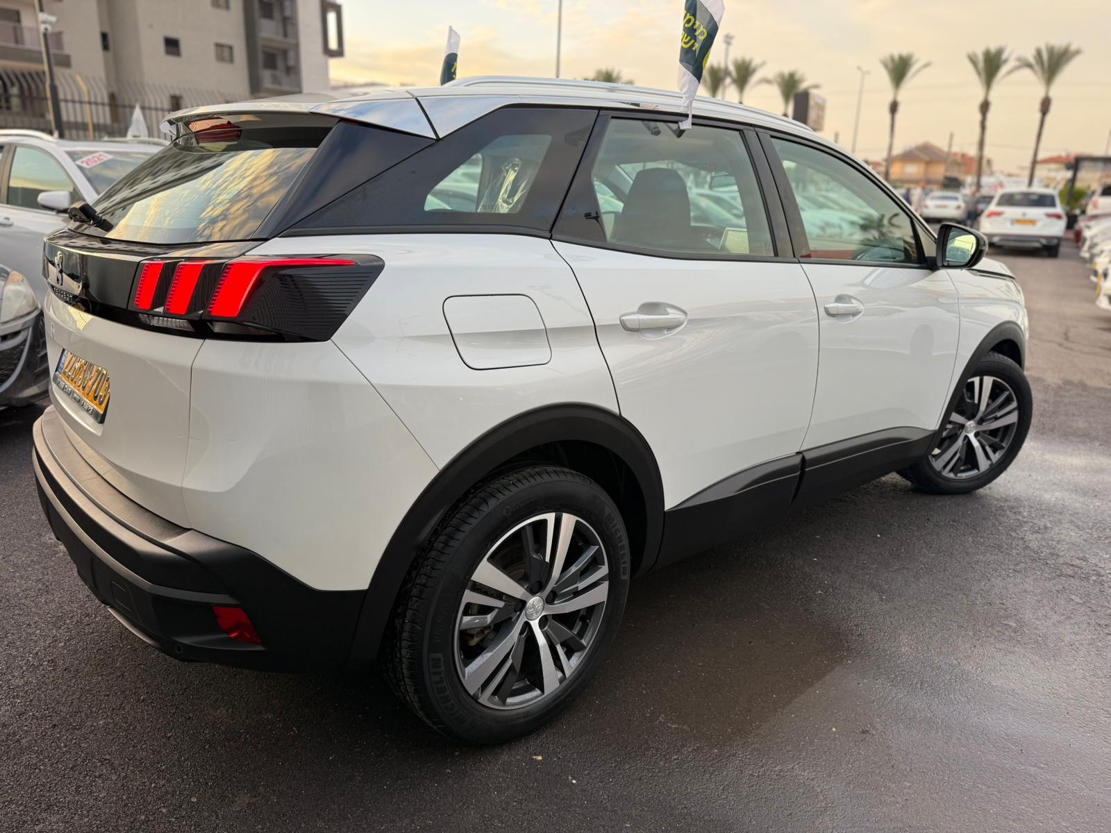 תמונות רכב פיג'ו 3008