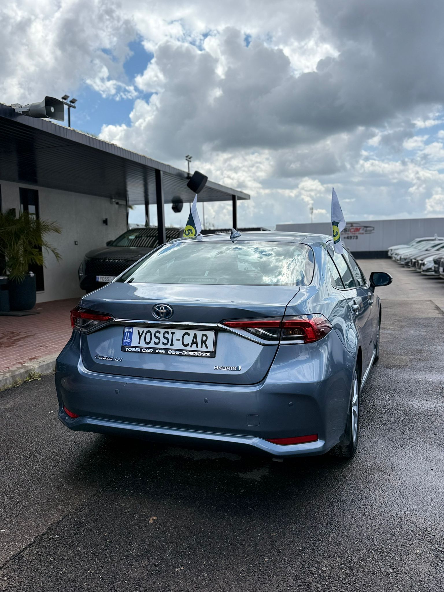 תמונות רכב טויוטה COROLLA HSD SDN