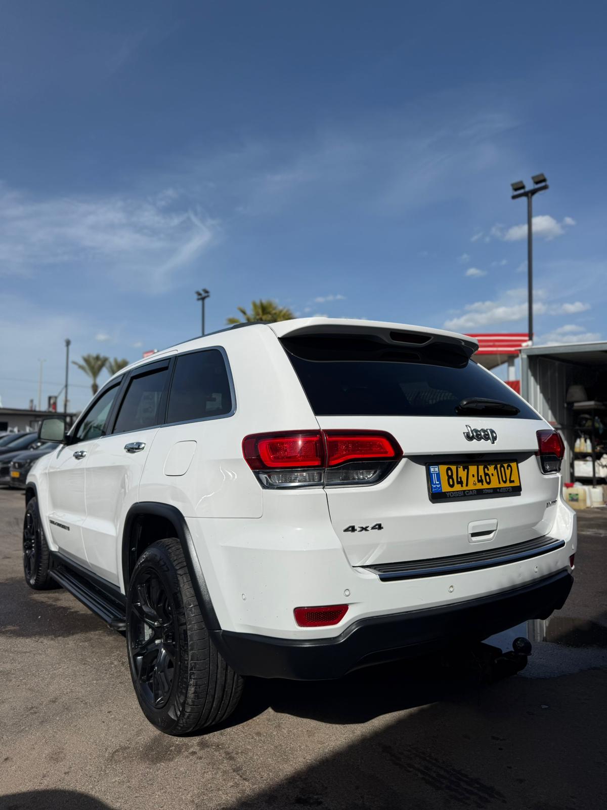תמונות רכב ג'יפ GRAND CHEROKEE