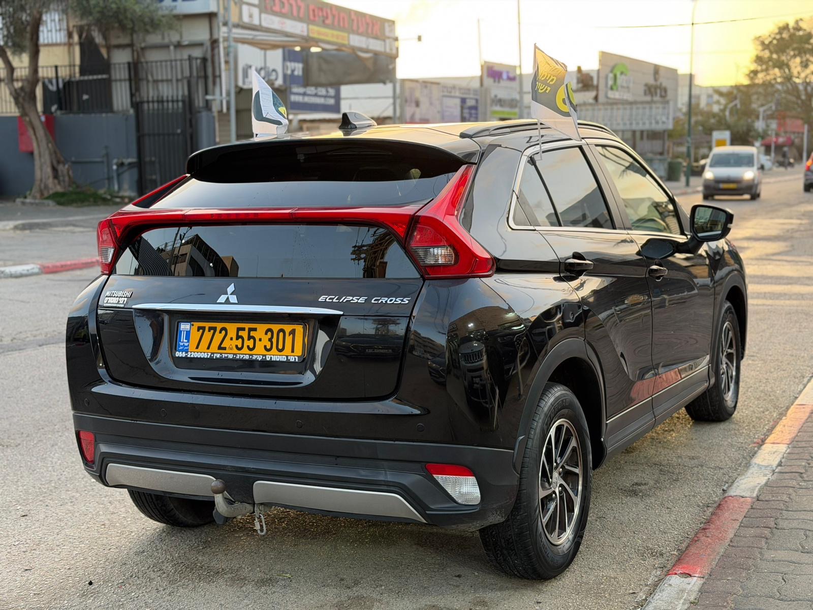 תמונות רכב מיצובישי אקליפס קרוס