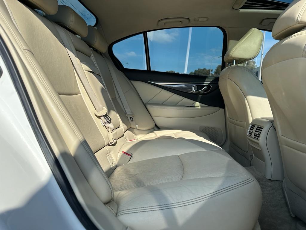 אינפיניטי, Q50