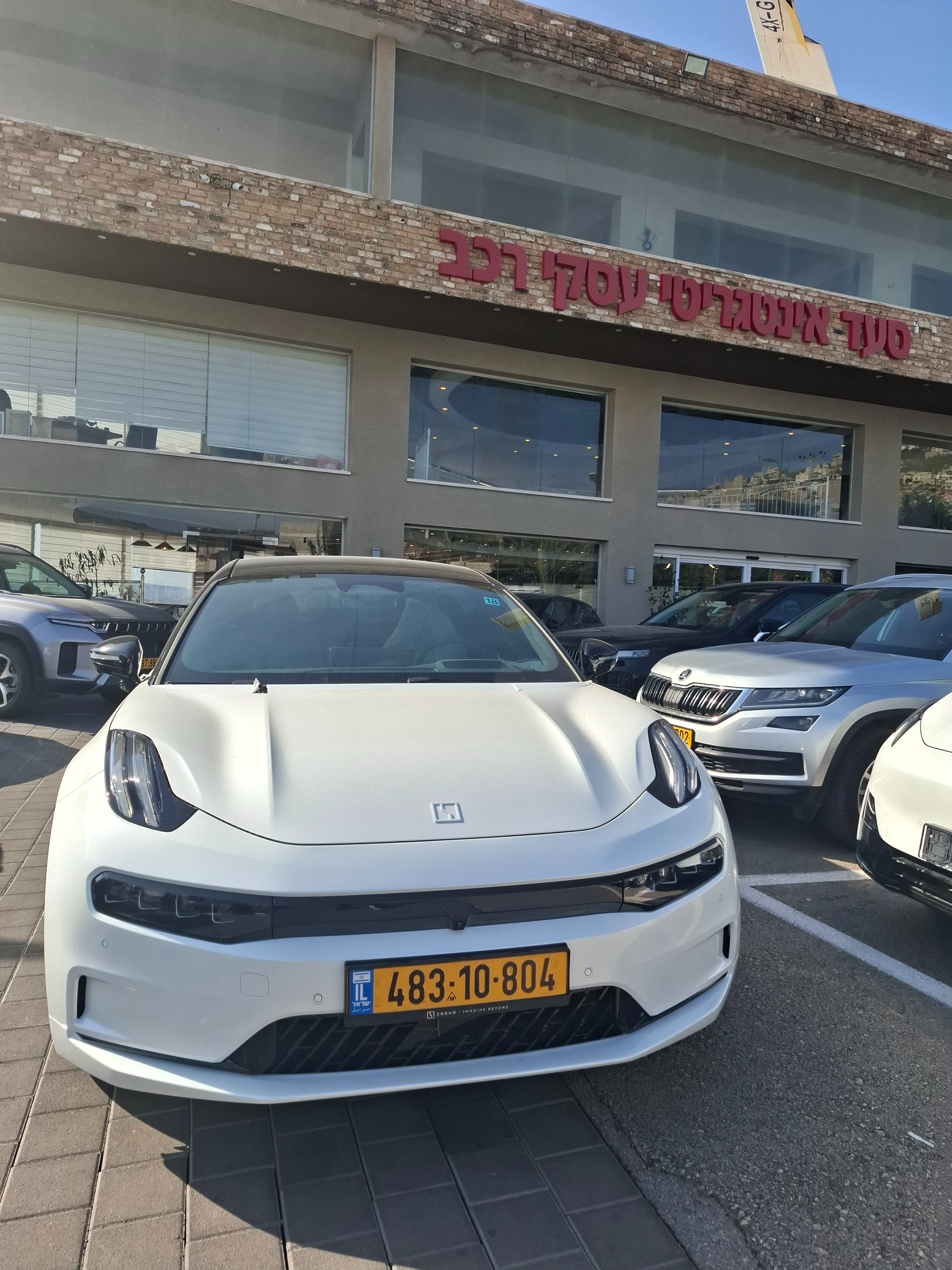 תמונות רכב זיקאר ZEEKR 001