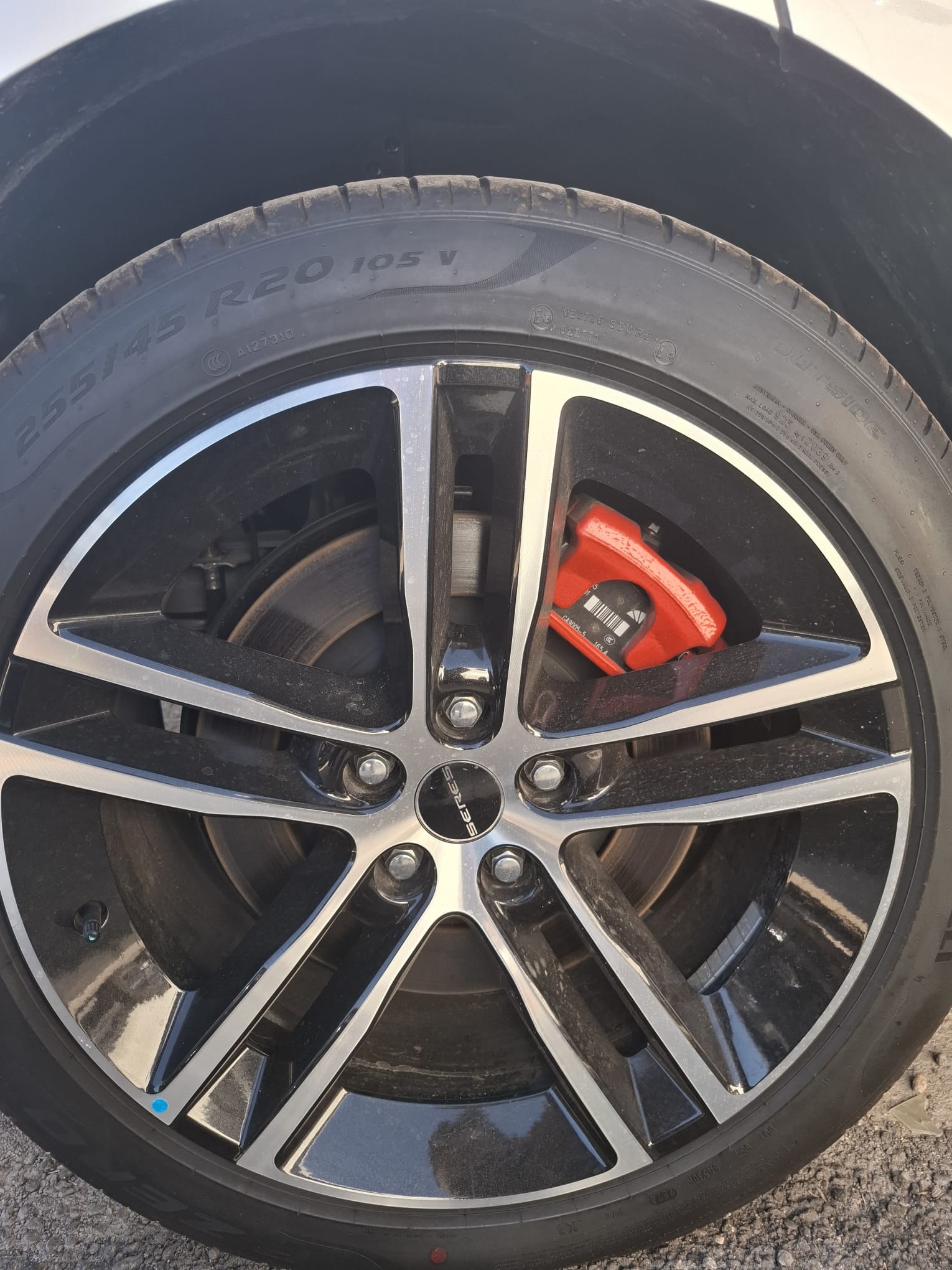 תמונות רכב SERES M5