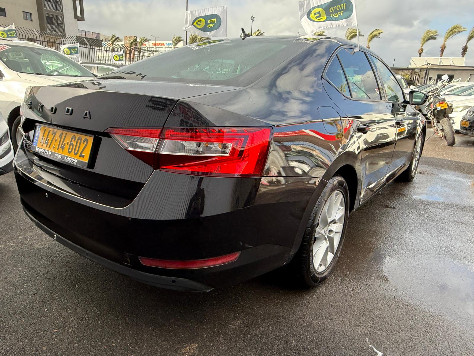 תמונות רכב סקודה SUPERB