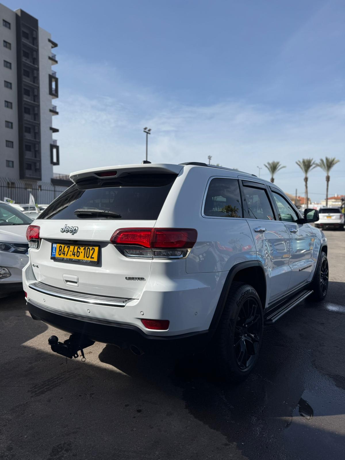 תמונות רכב ג'יפ GRAND CHEROKEE