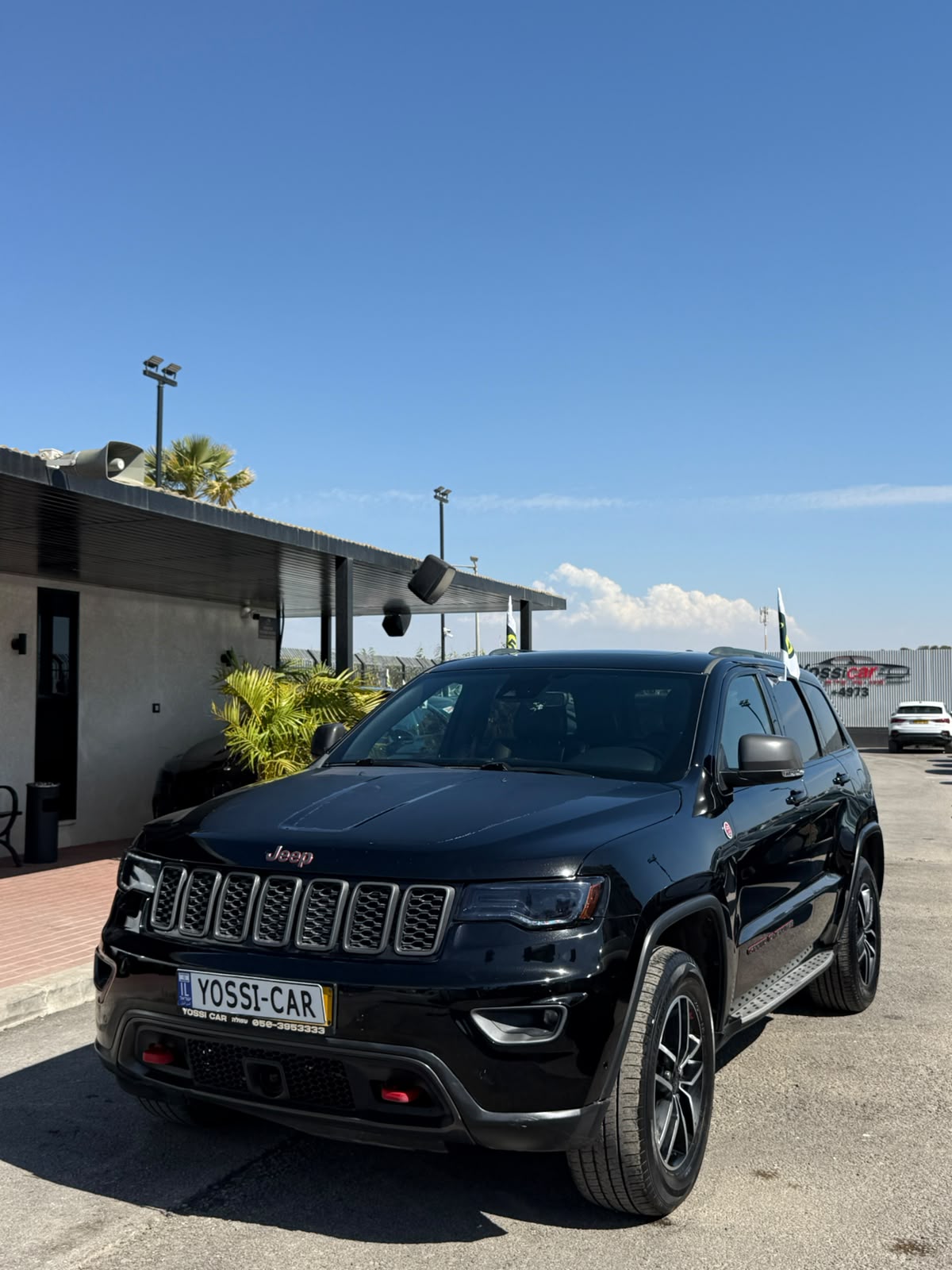 תמונות רכב קרייזלר GRAND CHEROKEE