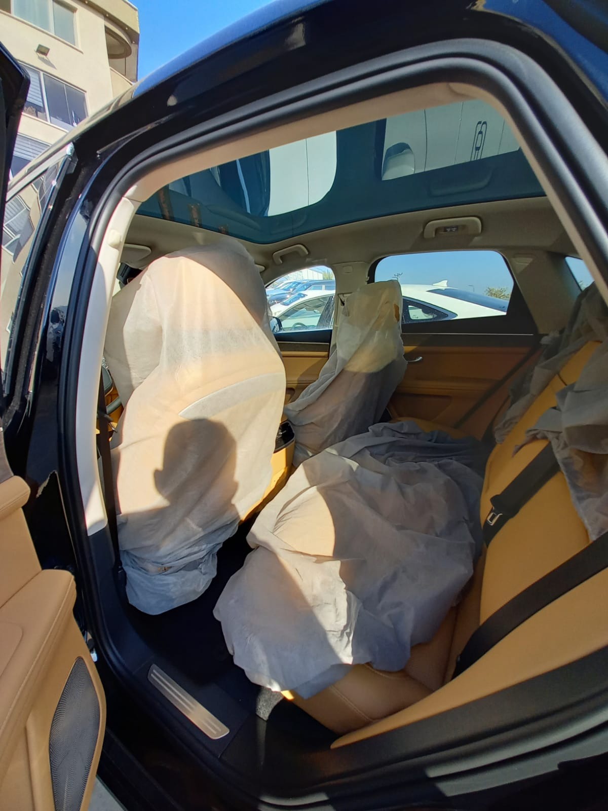 תמונות רכב SERES M5