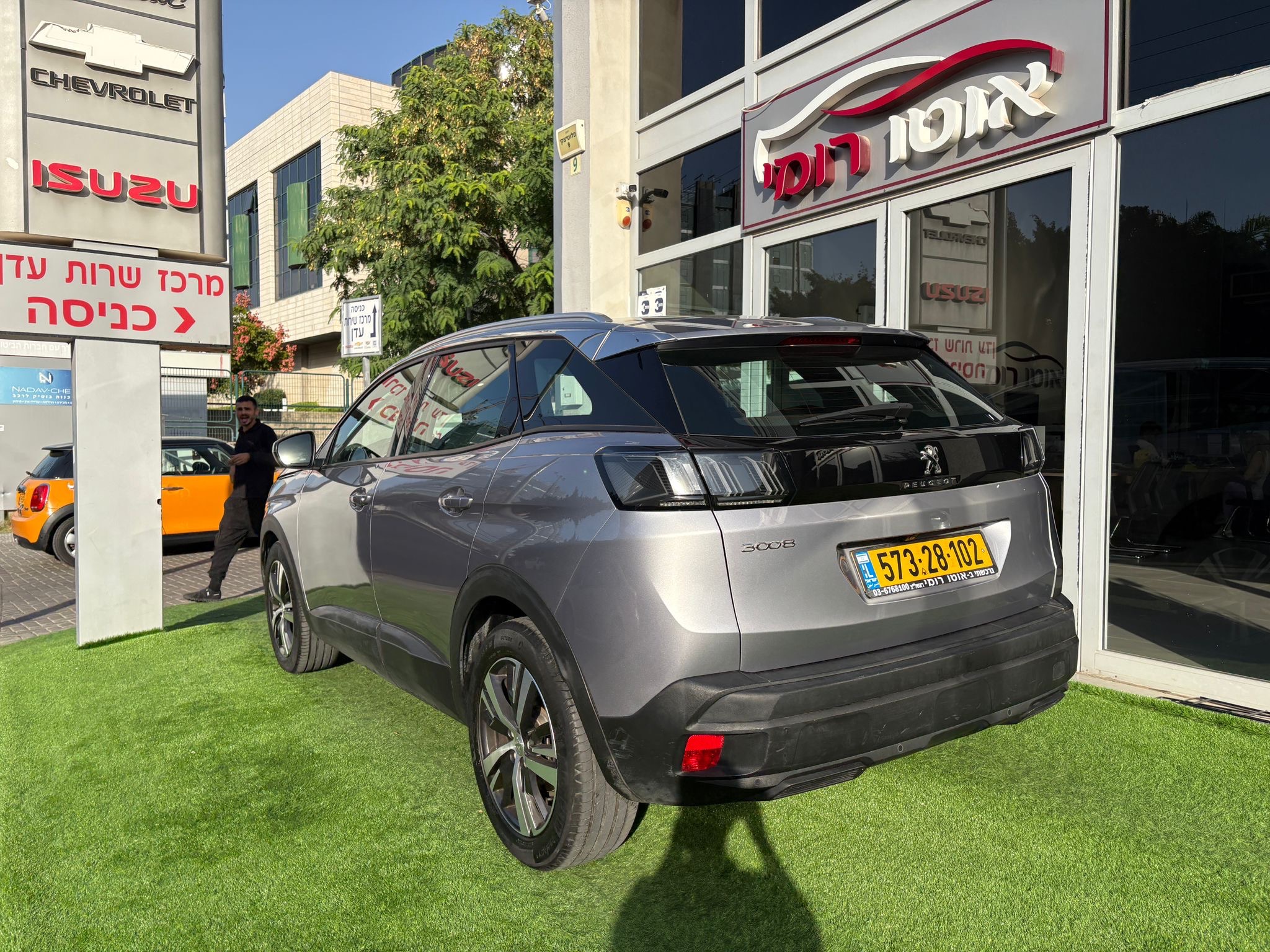 תמונות רכב פיג'ו 3008