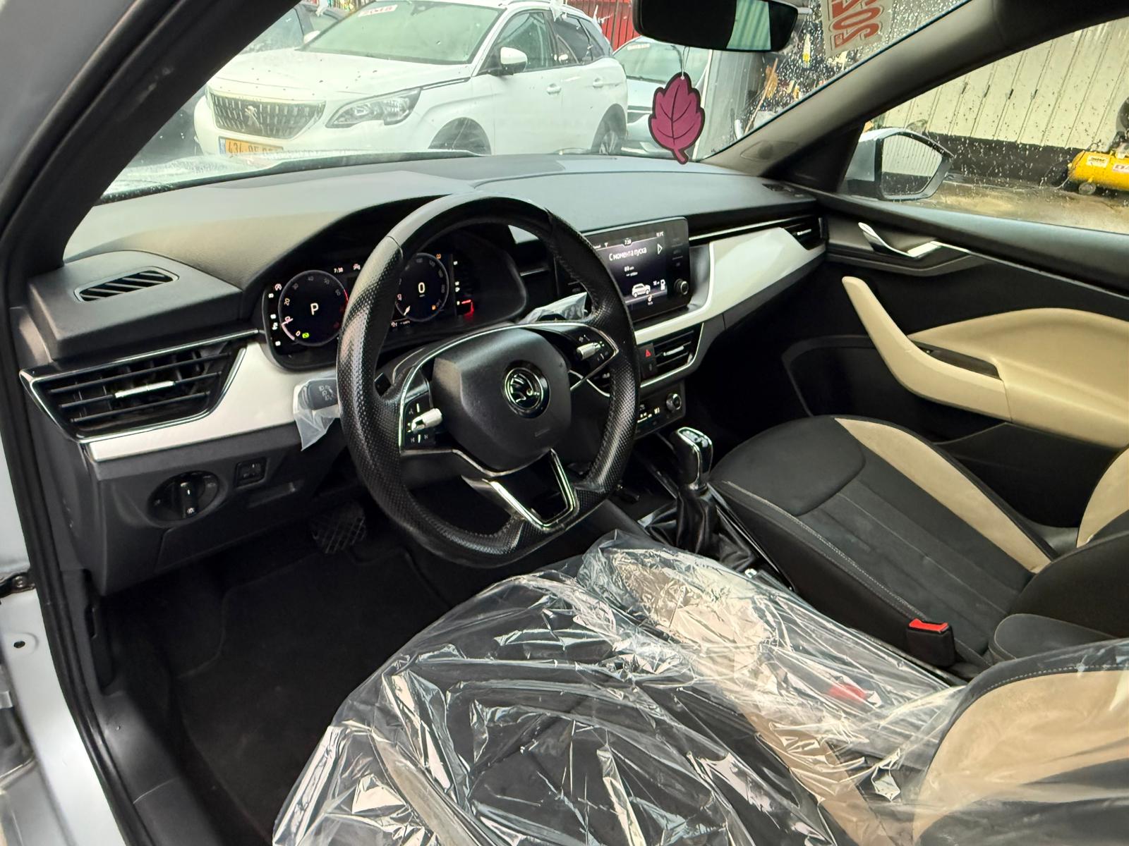 תמונות רכב סקודה KAMIQ