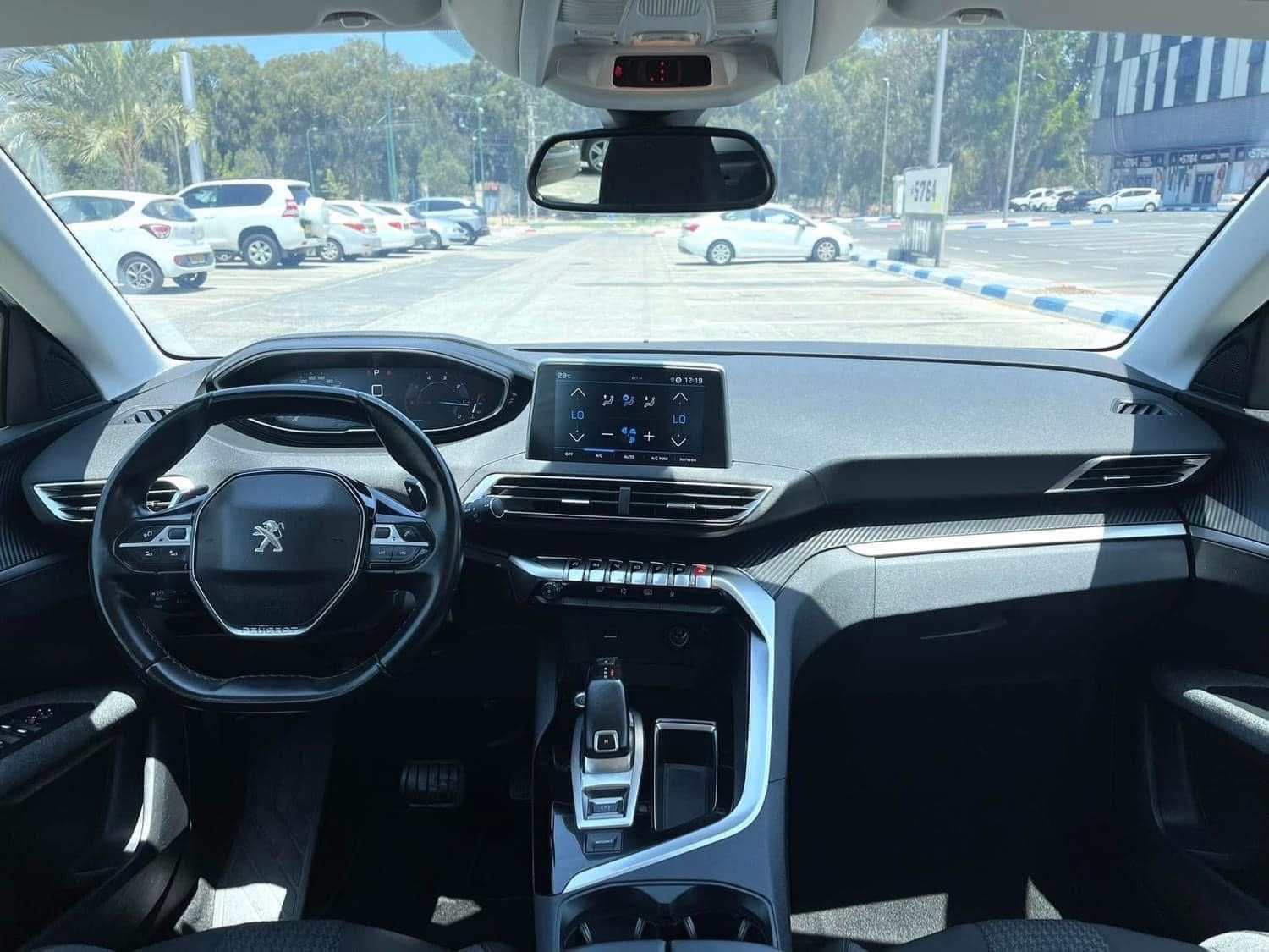 תמונות רכב פיג'ו 3008