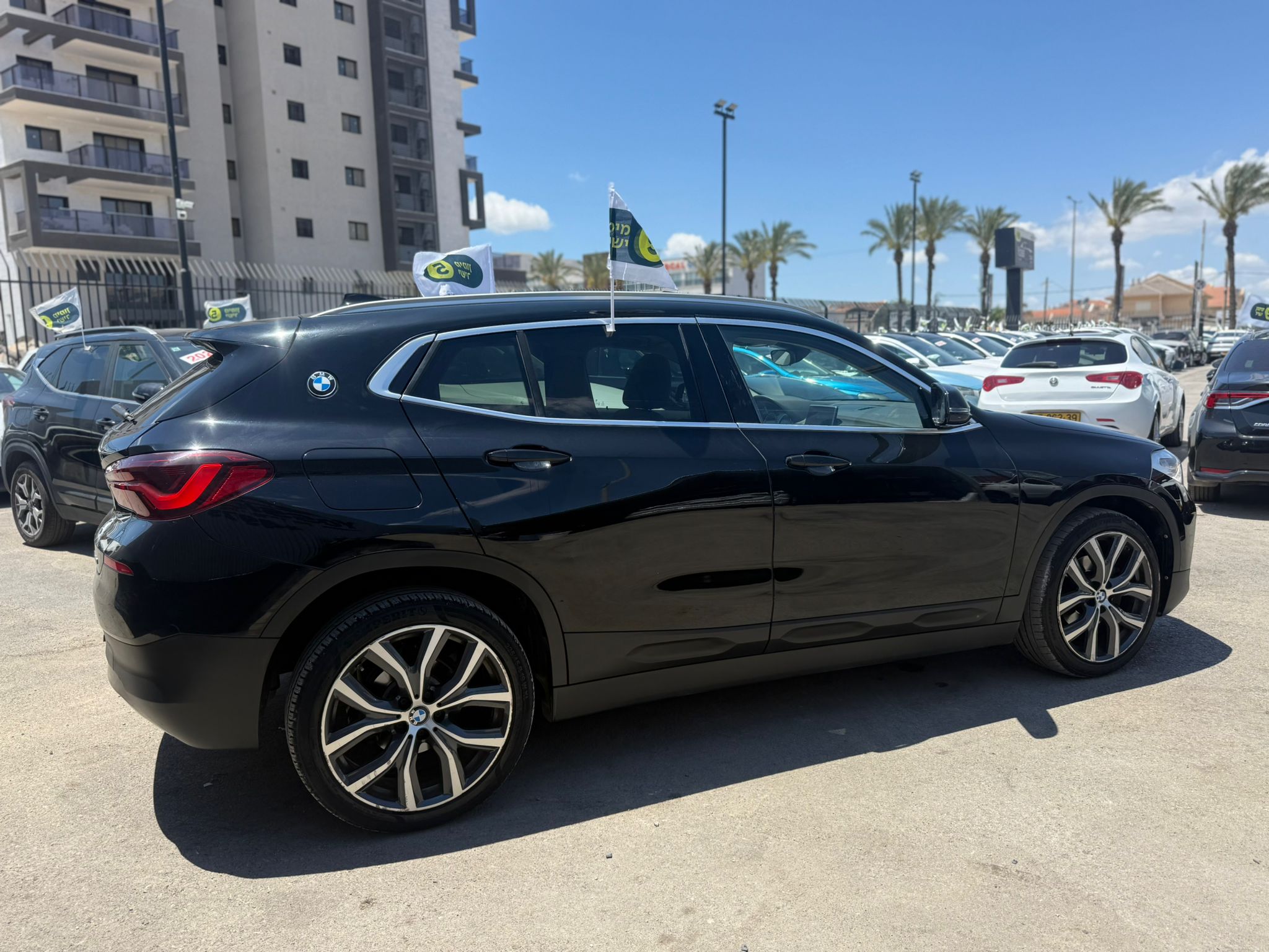 תמונות רכב ב מ וו X2 SDRIVE 18I