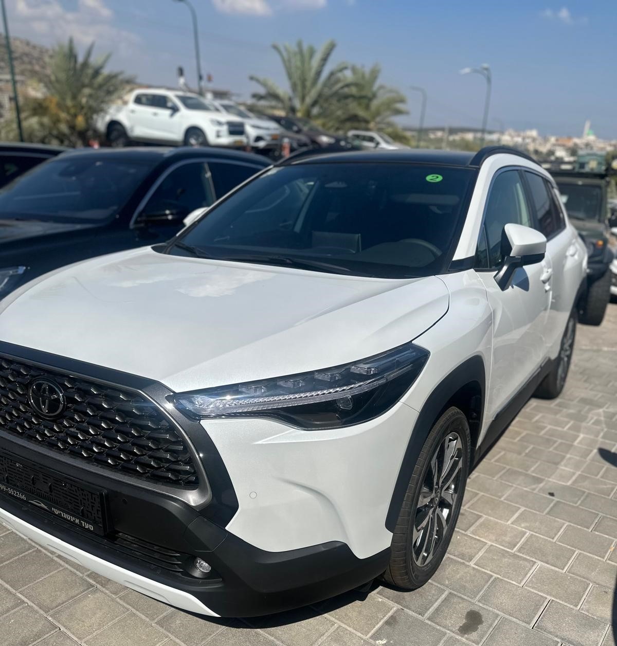 תמונות רכב טויוטה קורולה קרוס